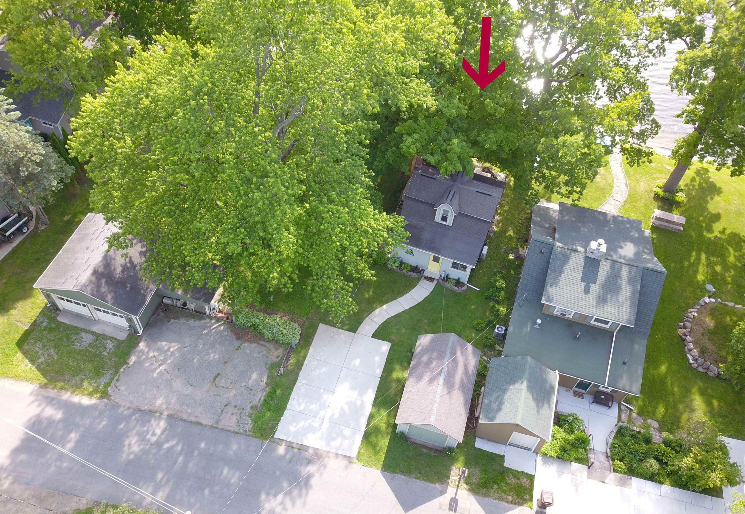 9330 Oakdale Drive, Laingsburg, MI 48848 — Photo 7