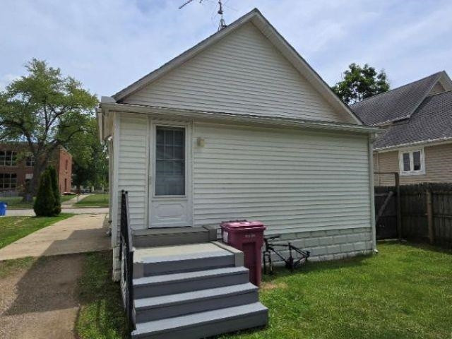 710 Alger Avenue, Owosso, MI 48867 — Photo 3