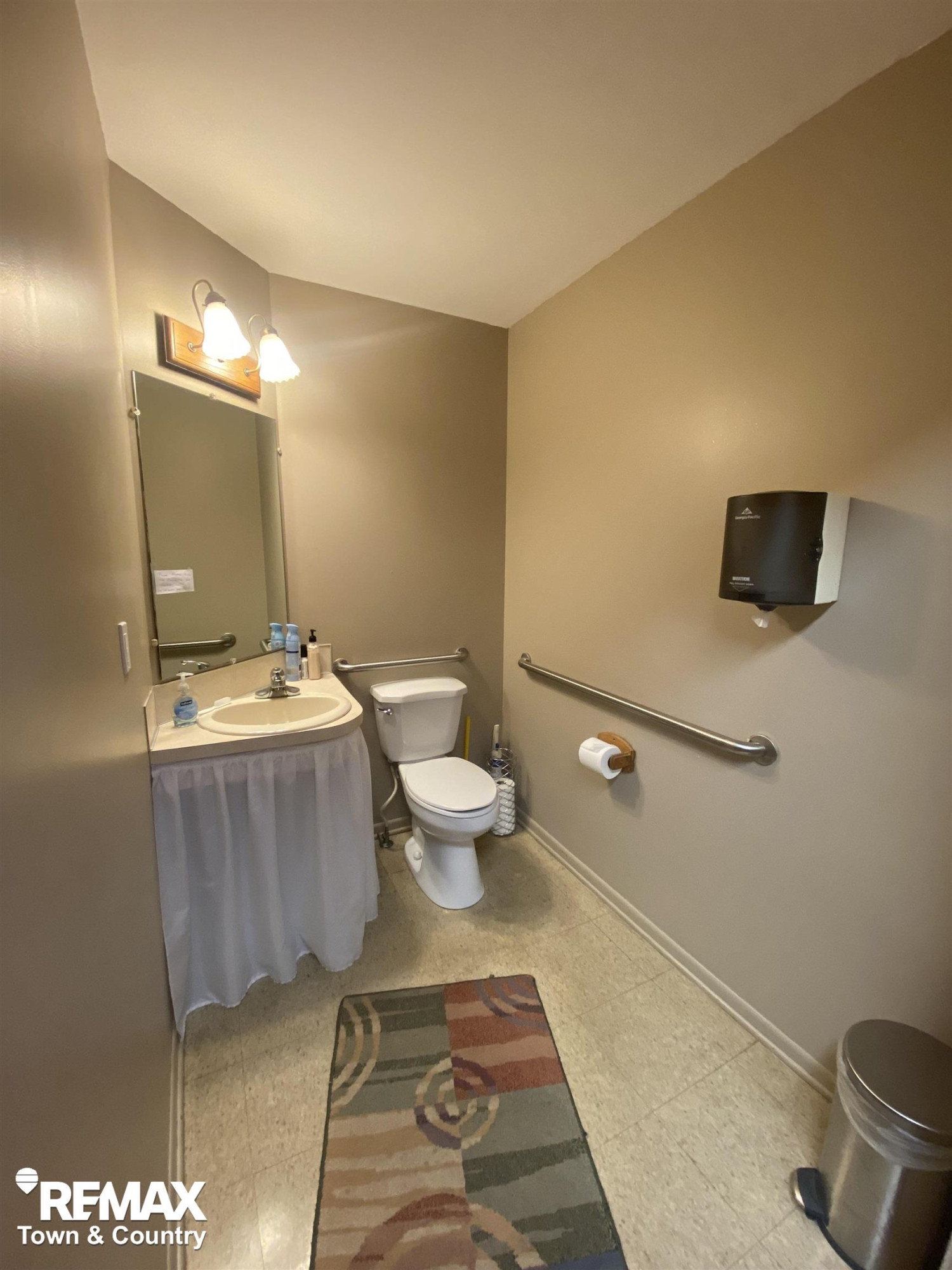 8009 N Mckinley Road, Flushing, MI 48433 — Photo 7