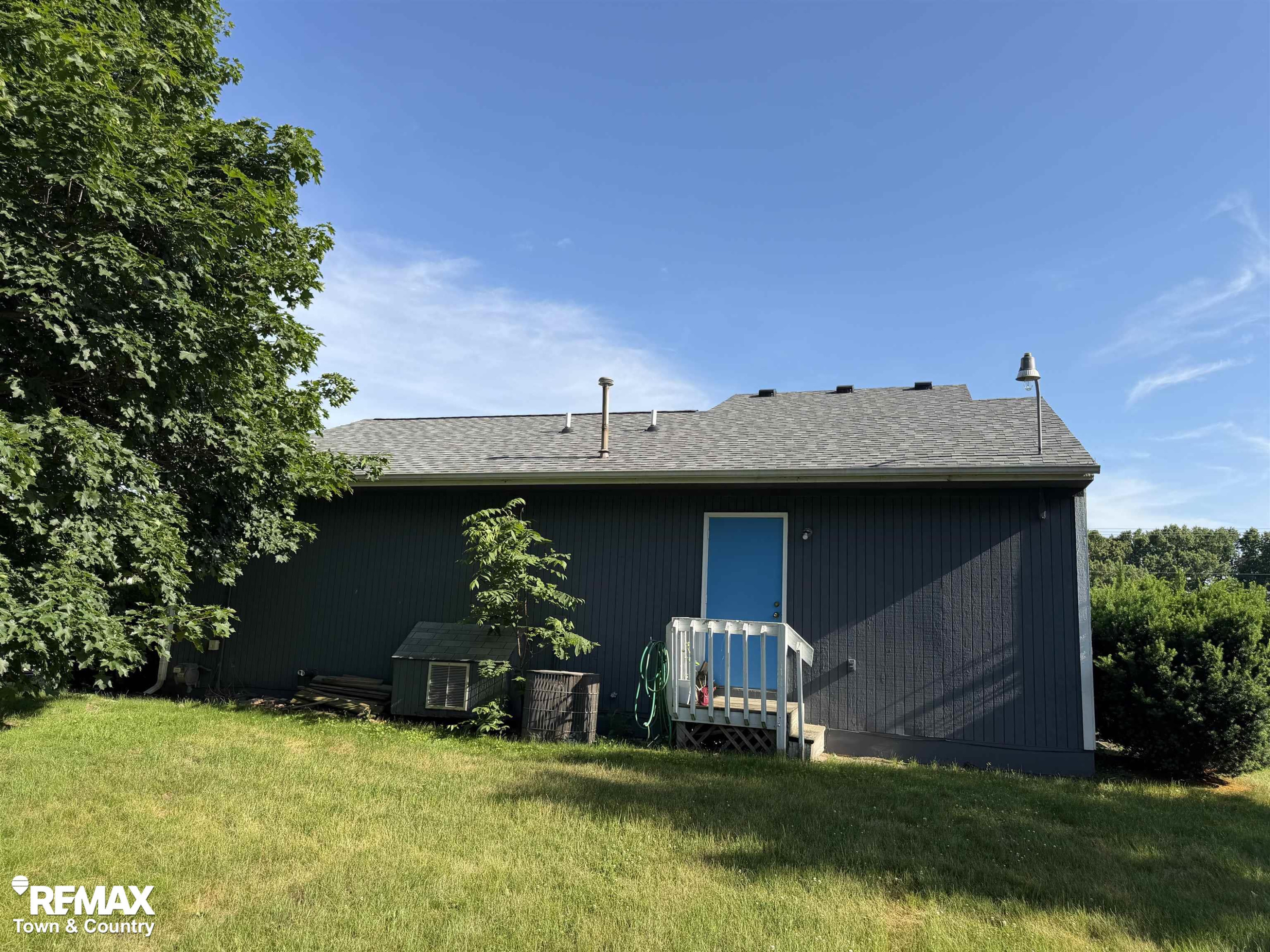 8009 N Mckinley Road, Flushing, MI 48433 — Photo 19