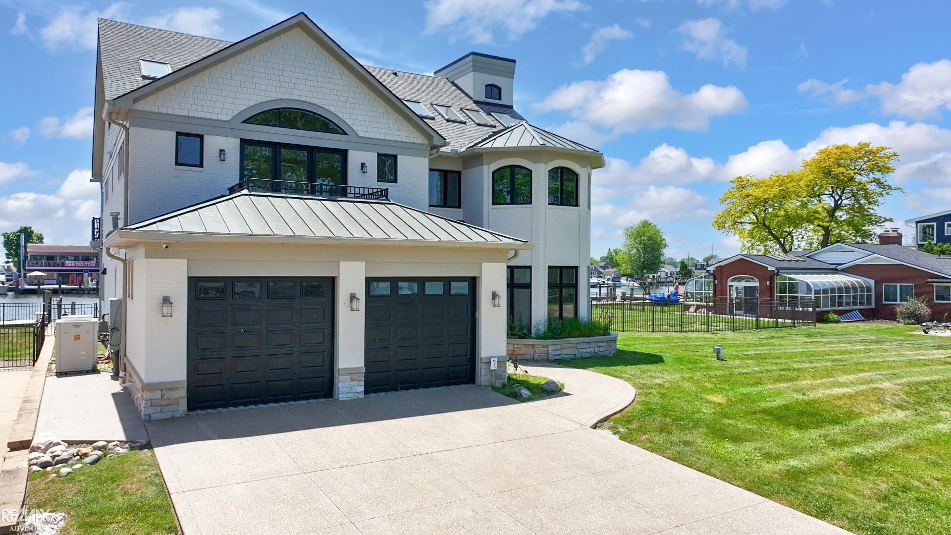 32824 N River Road - Photo 2