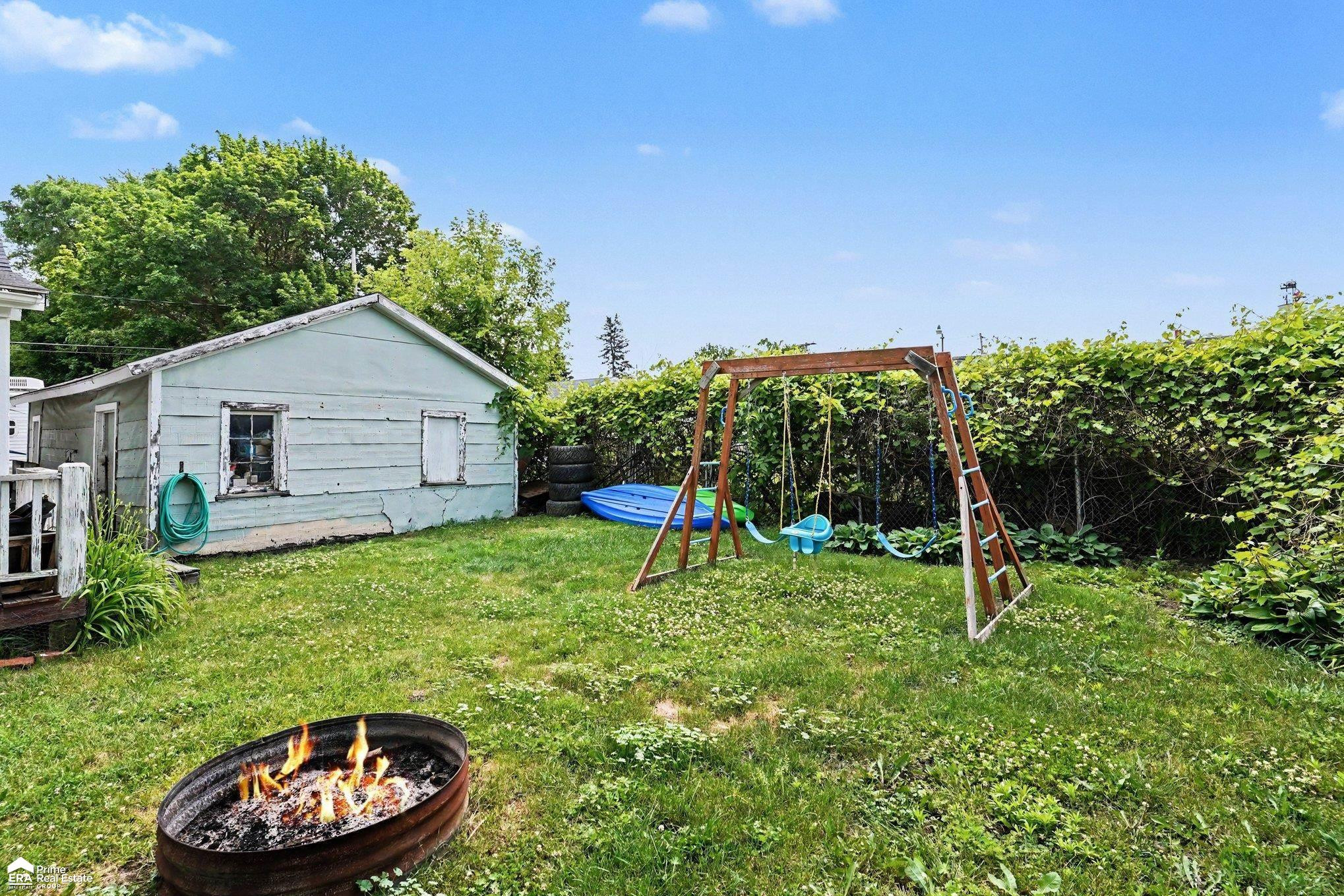 703 Brady Street, Chesaning, MI 48616 — Photo 23