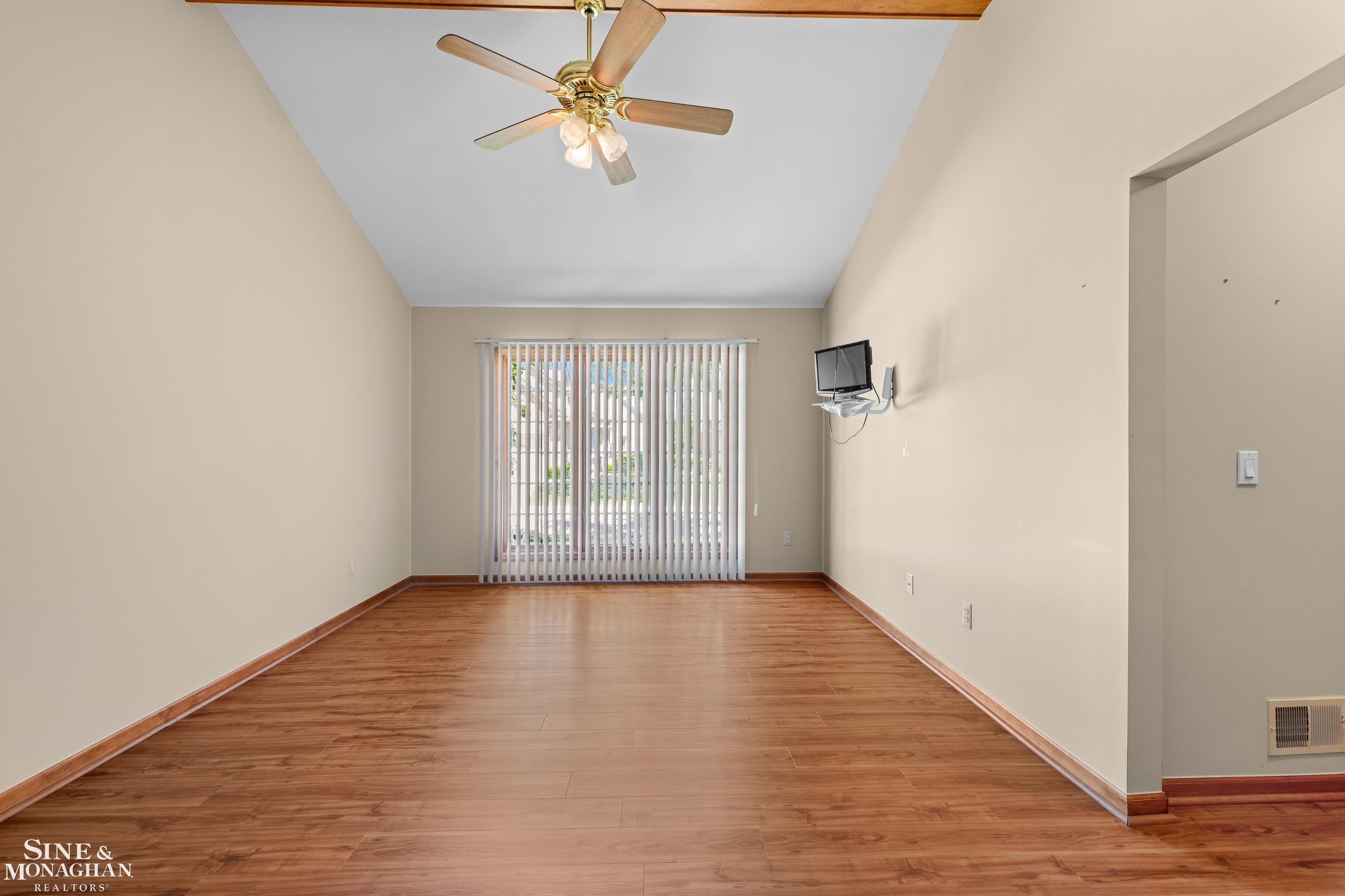 52112 Southview Ridge, Macomb, MI 48042 — Photo 18