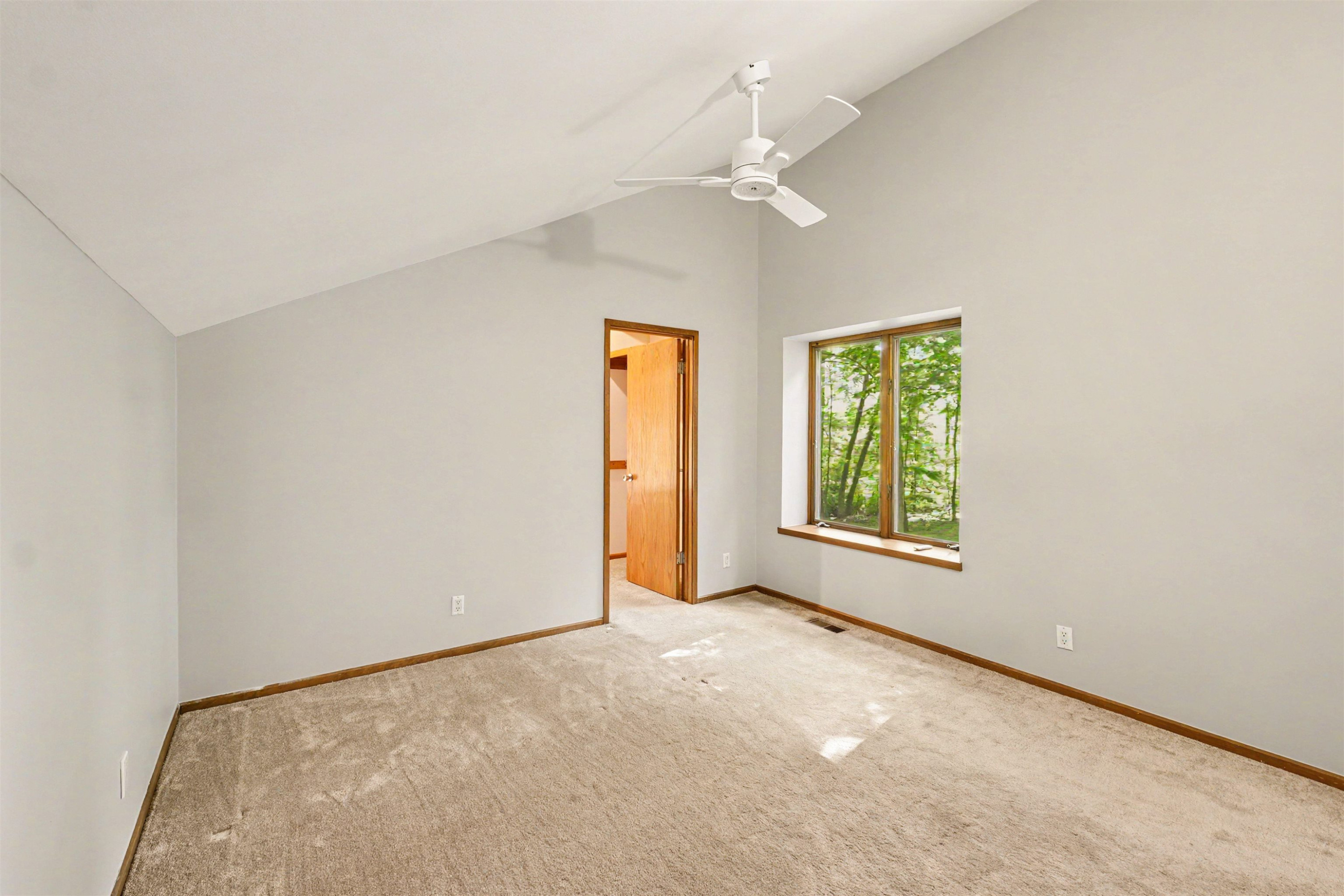 5143 Green Meadows Road, Grand Blanc, MI 48439 — Photo 27