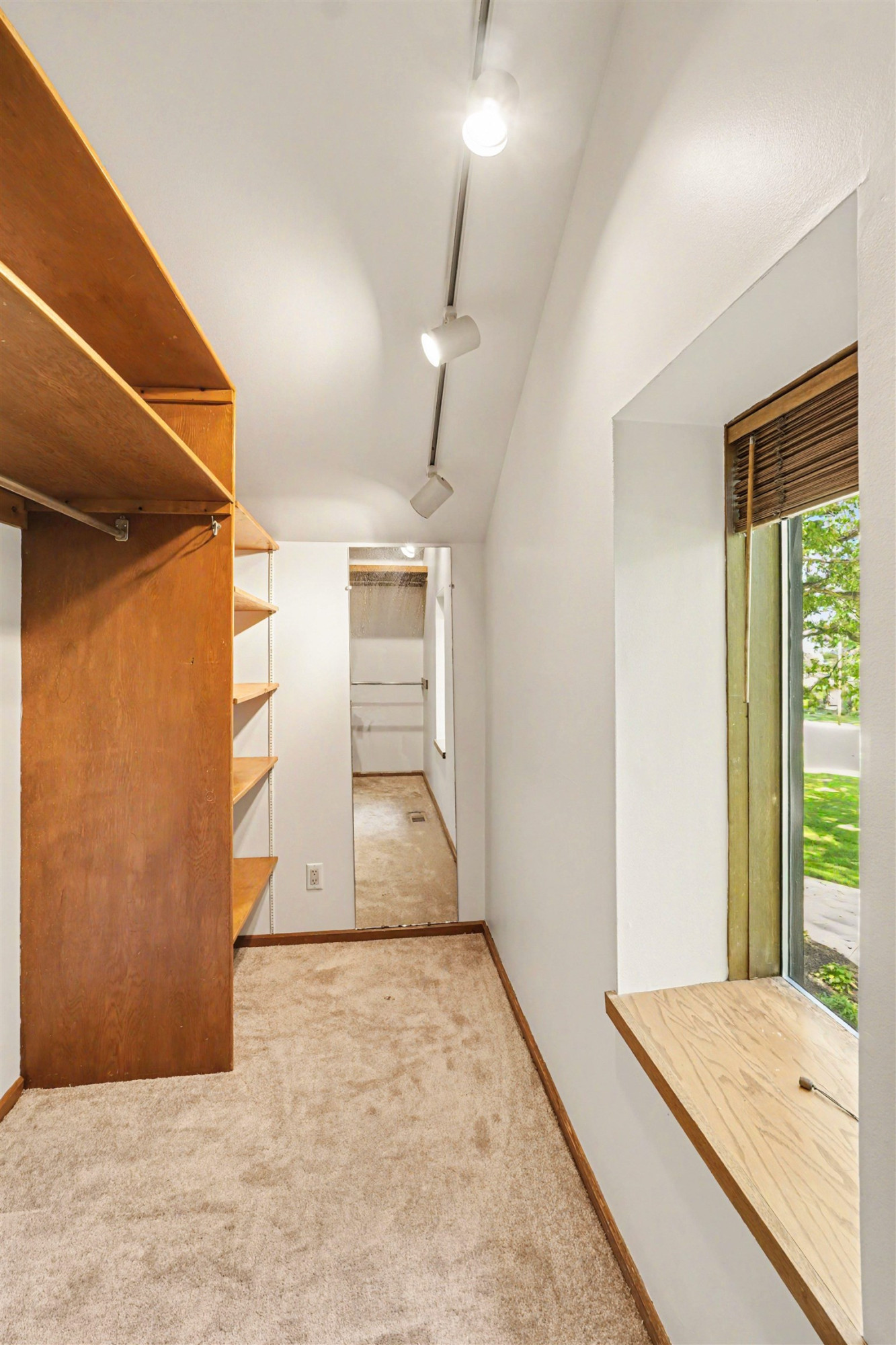 5143 Green Meadows Road, Grand Blanc, MI 48439 — Photo 29