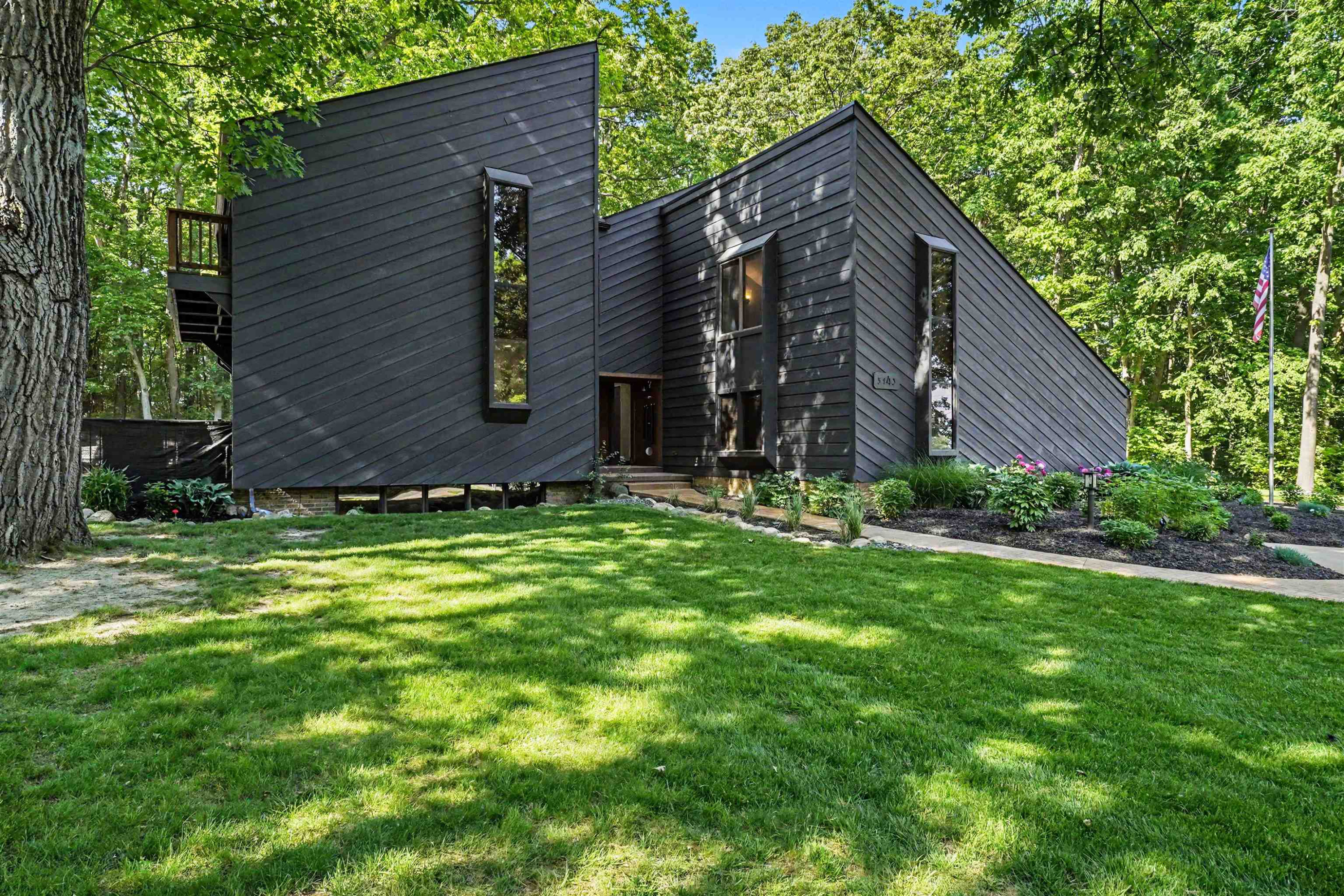 5143 Green Meadows Road, Grand Blanc, MI 48439 — Photo 35