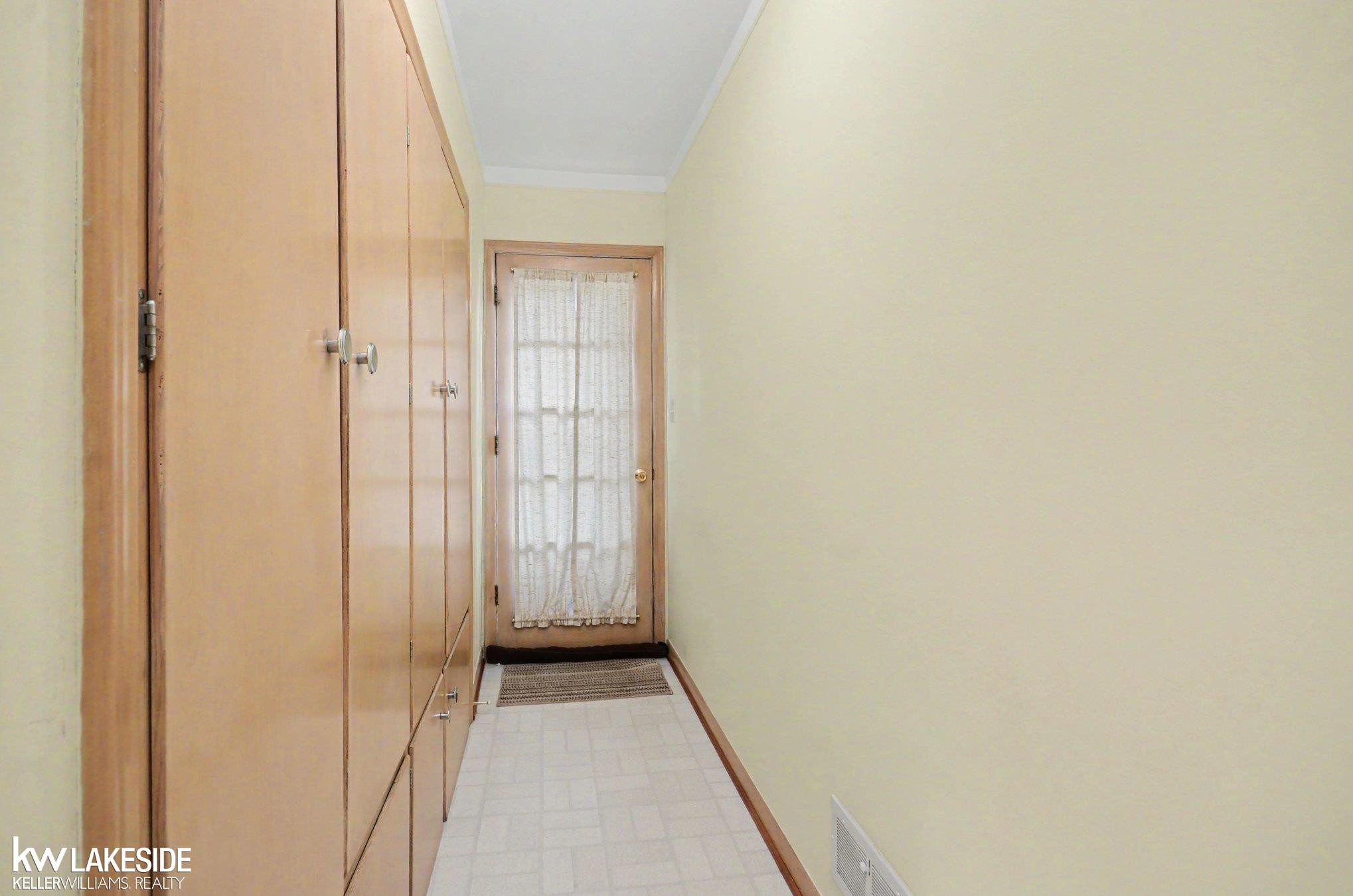 4455 Montgomery Road, Shelby Twp, MI 48316 — Photo 18