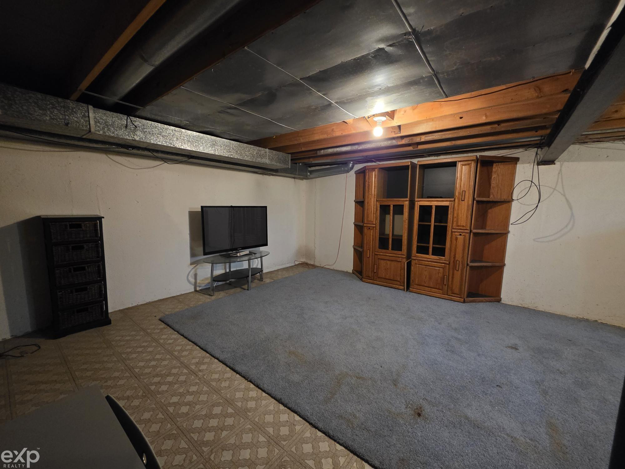 47459 Michele Court, MI 48047 — Photo 14