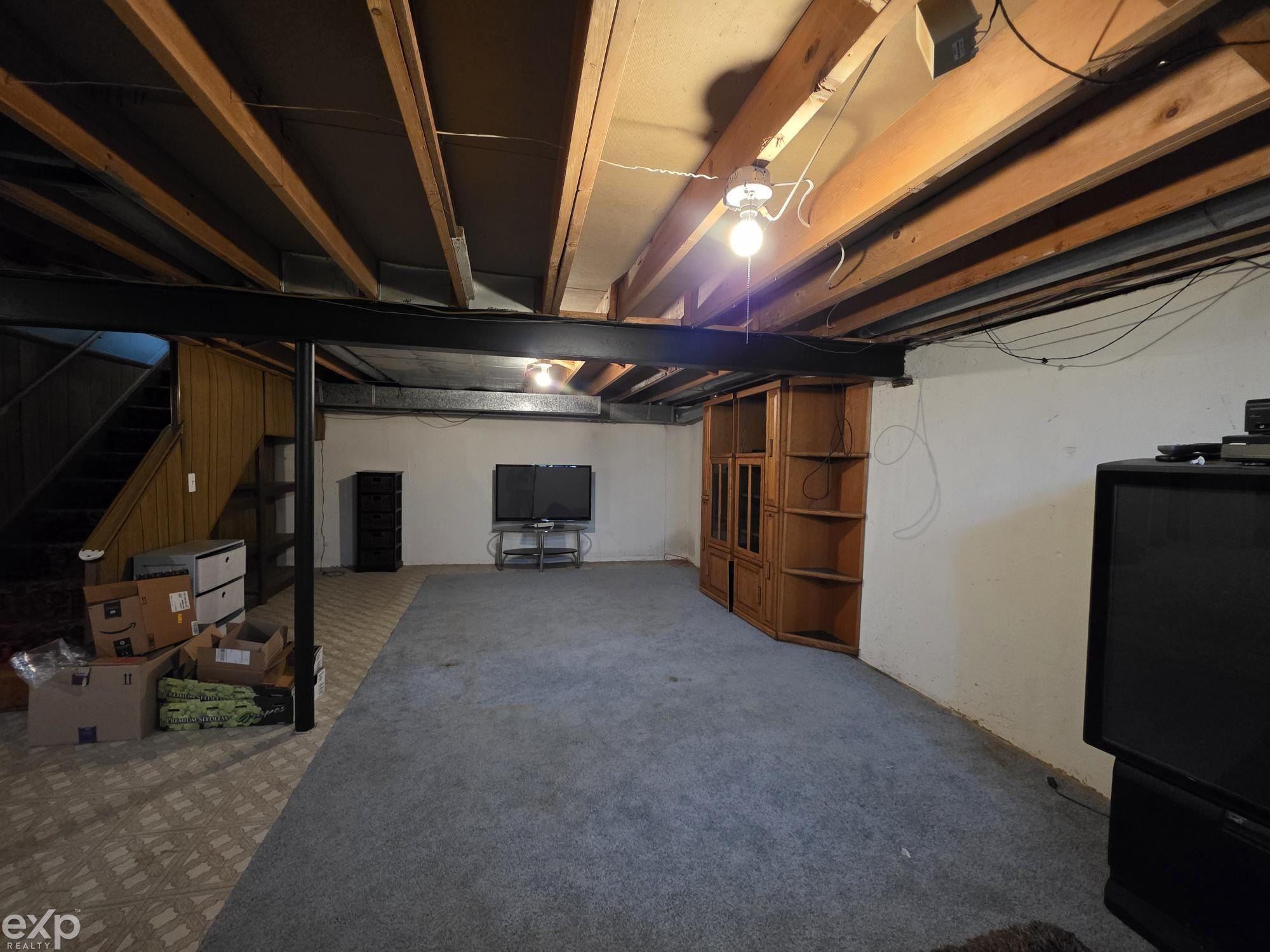 47459 Michele Court, MI 48047 — Photo 18