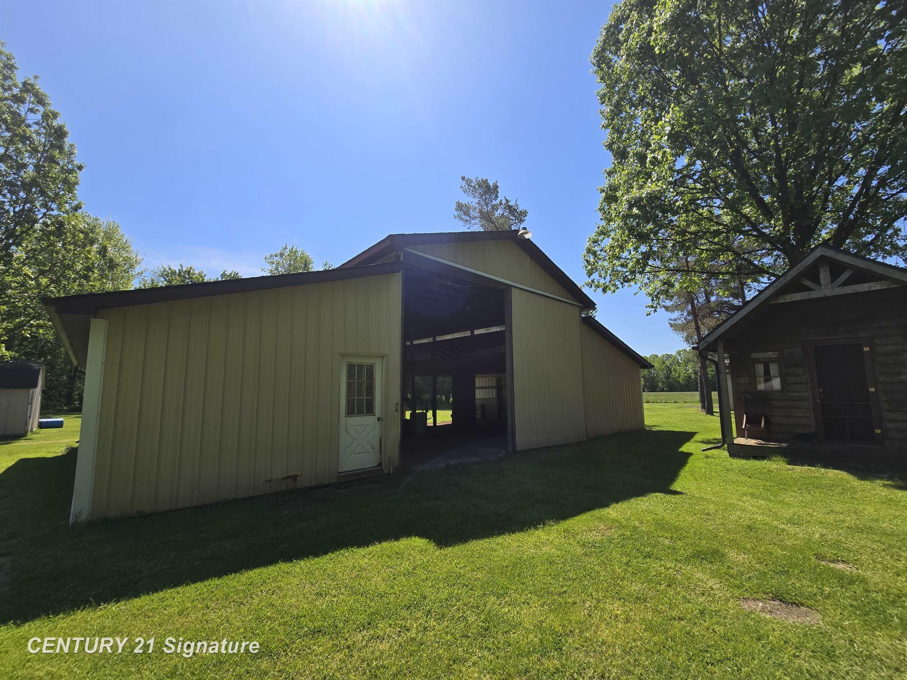 1162 E Farrand Road, Clio, MI 48420 — Photo 9