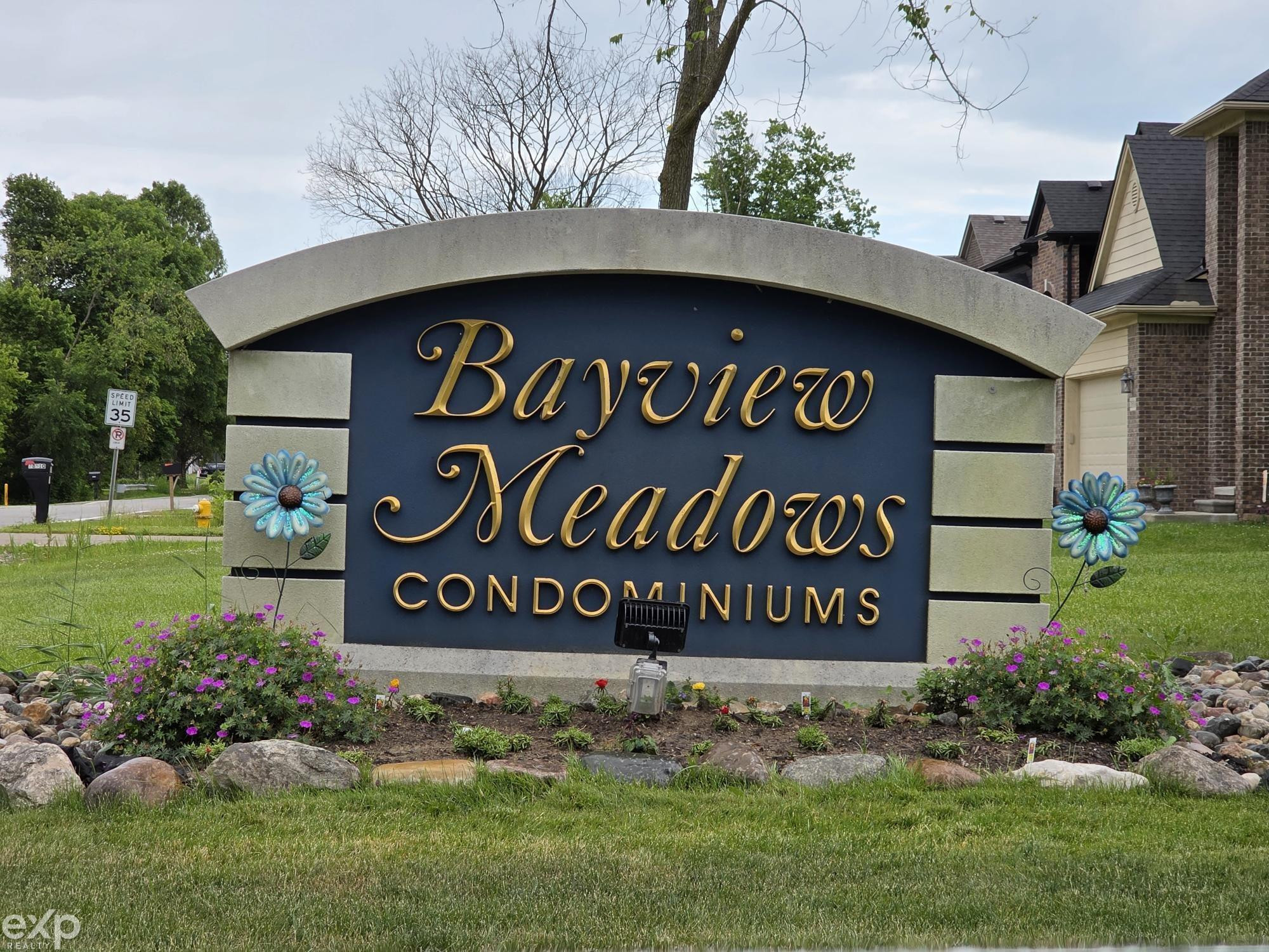 47459 Michele Court, MI 48047 — Photo 20