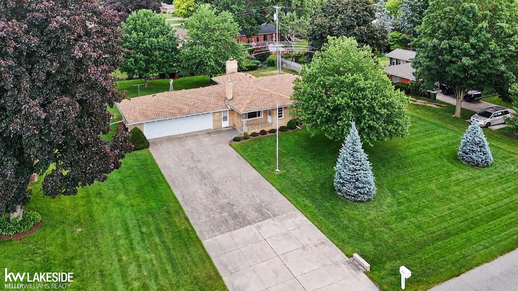 4455 Montgomery Road, Shelby Twp, MI 48316 — Photo 32
