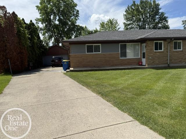 27550 E Schiller Street, MI 48047