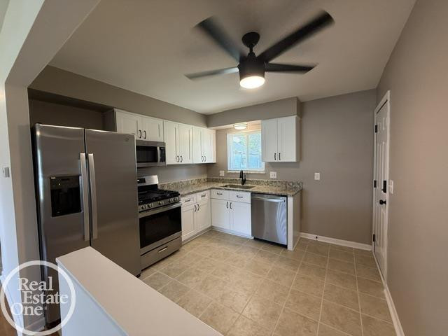 27550 E Schiller Street, MI 48047 — Photo 6