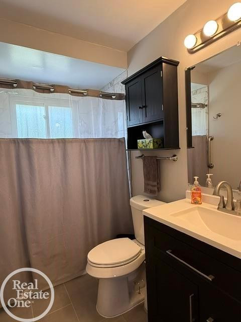 27550 E Schiller Street, MI 48047 — Photo 8