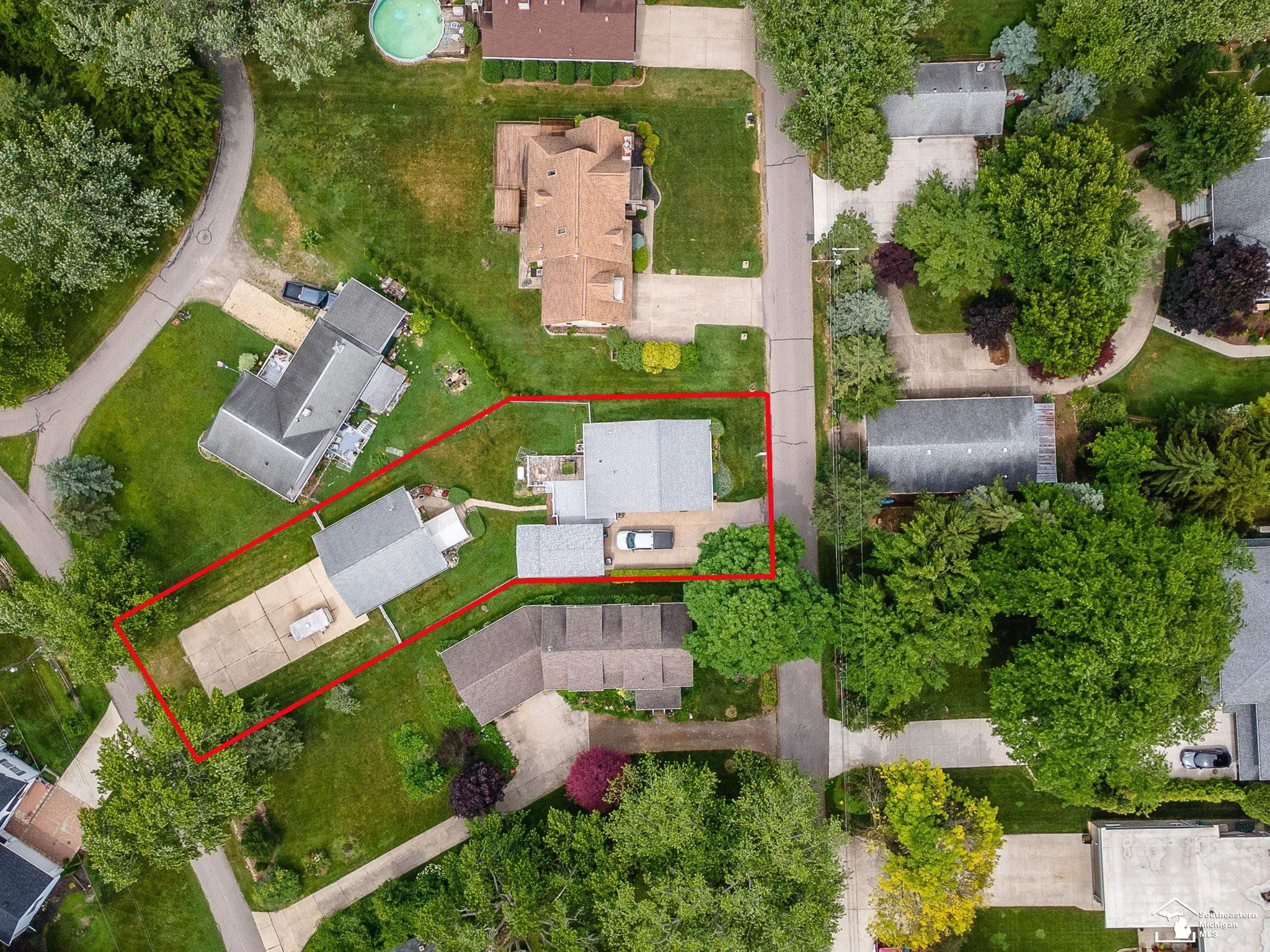 13857 Lake Drive, Monroe, MI 48161 — Photo 35