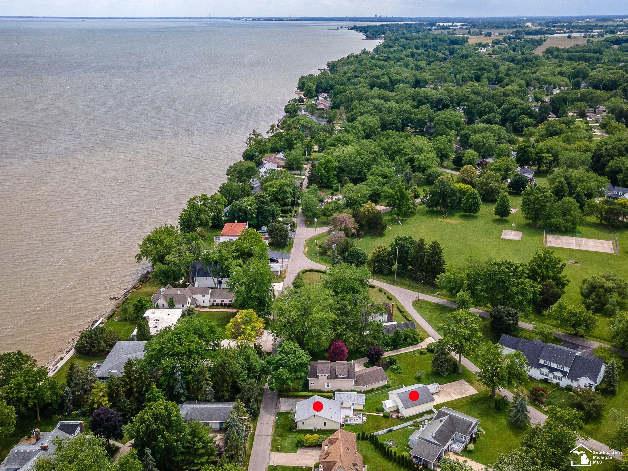 13857 Lake Drive, Monroe, MI 48161 — Photo 45