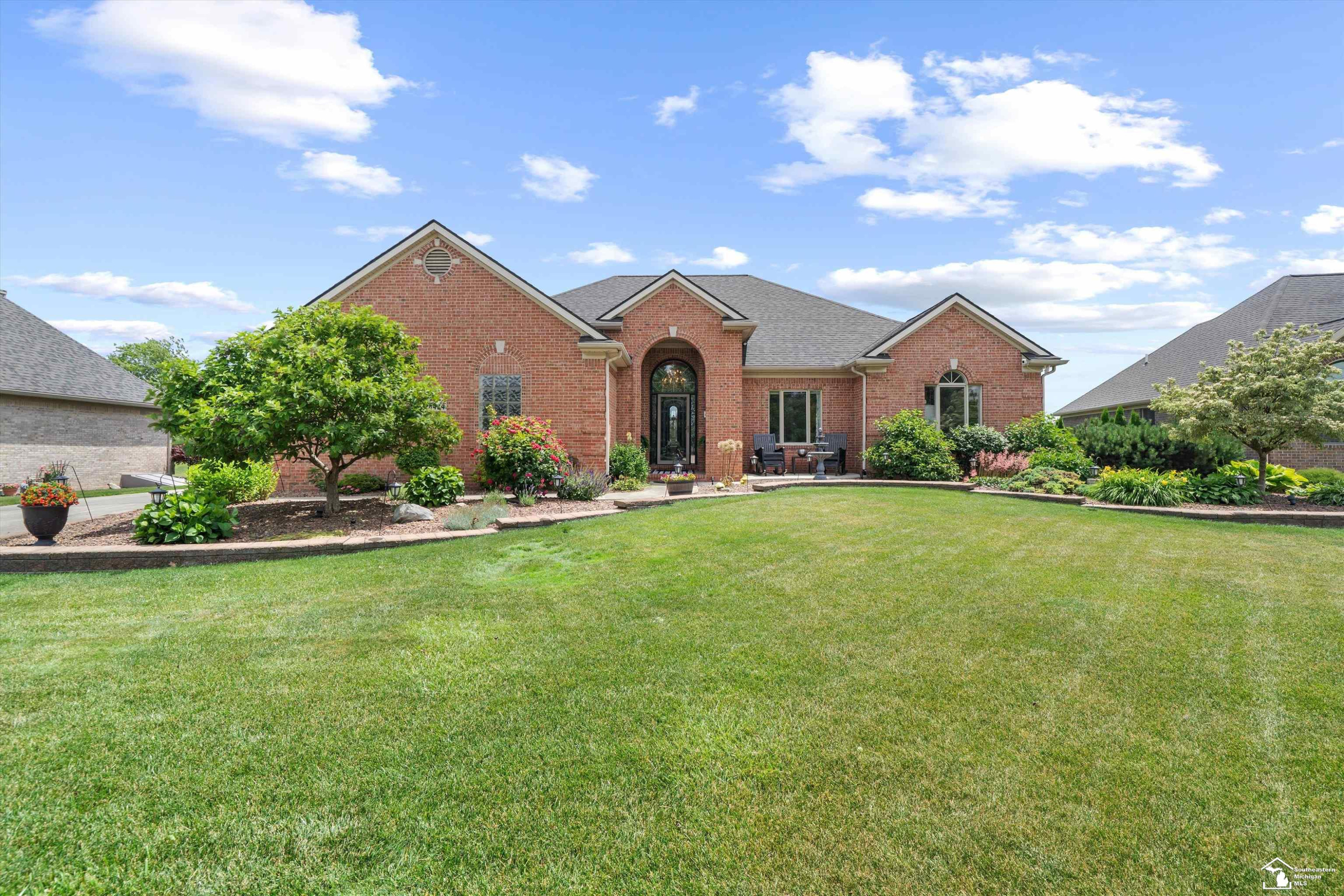 8424 Eagle Pointe Drive, Newport, MI 48166 — Photo 9