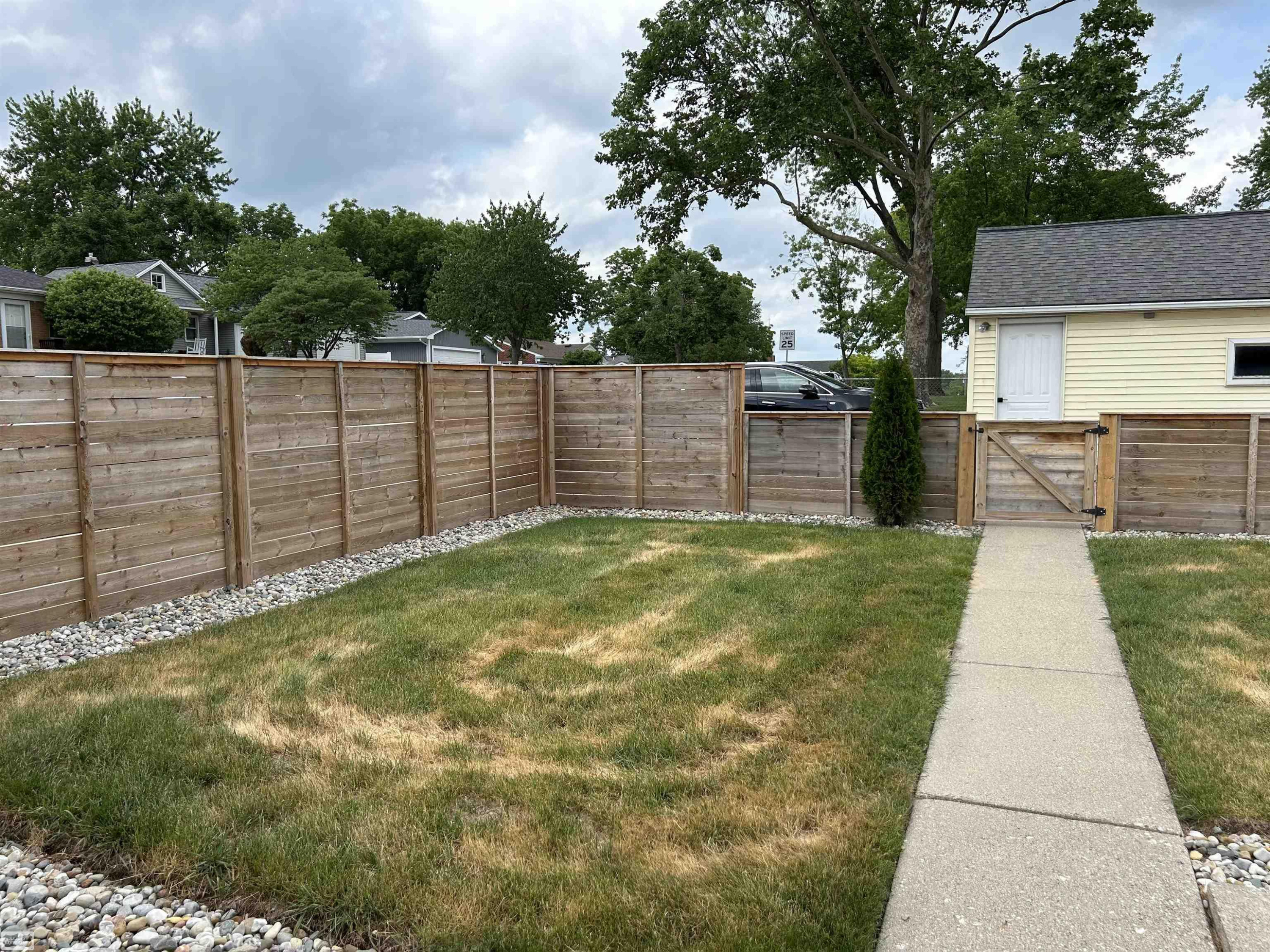 930 W 3rd Street, Rochester, MI 48307 — Photo 5