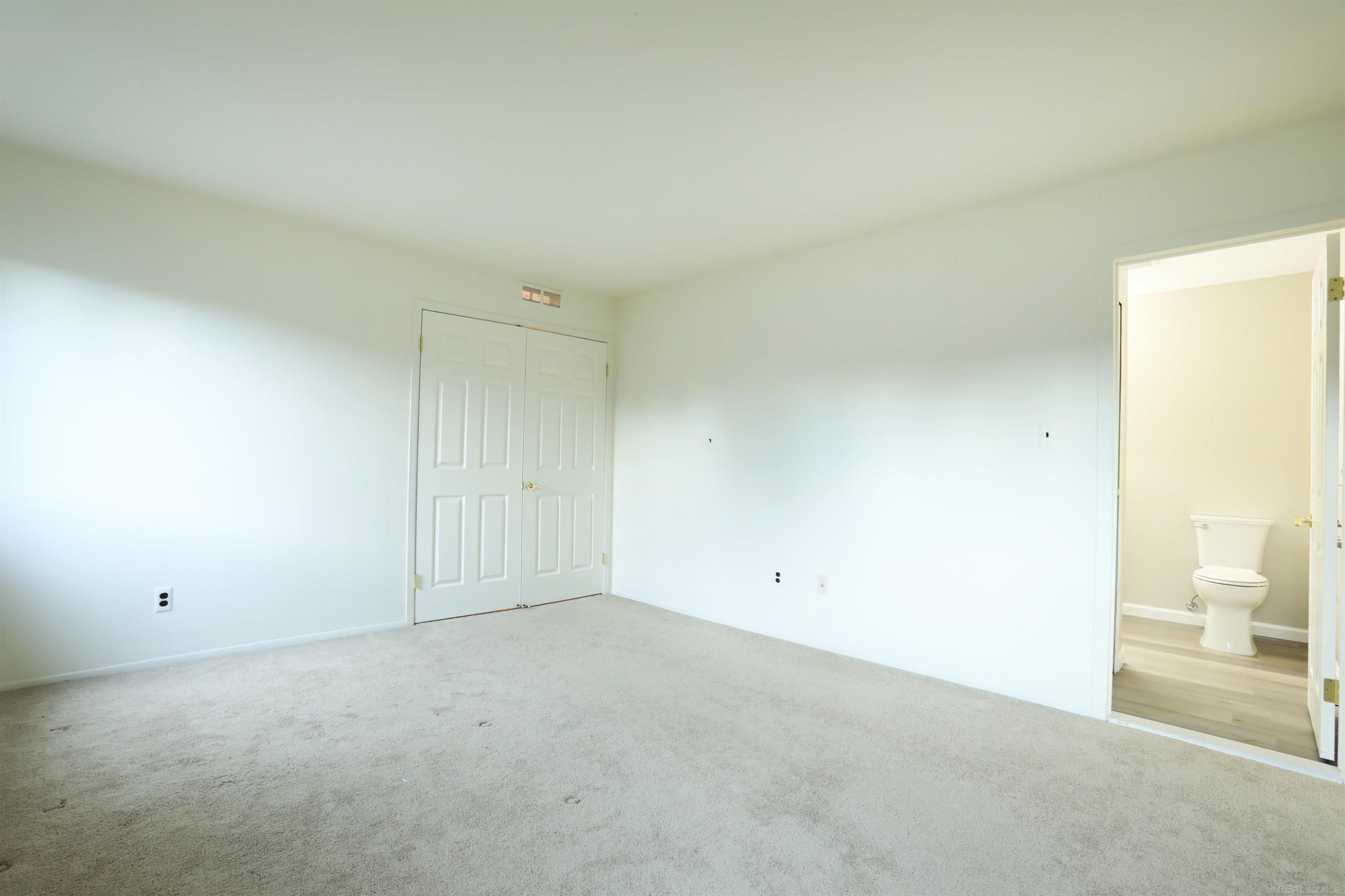 39549 Chantilly Drive, Sterling Heights, MI 48313 — Photo 16