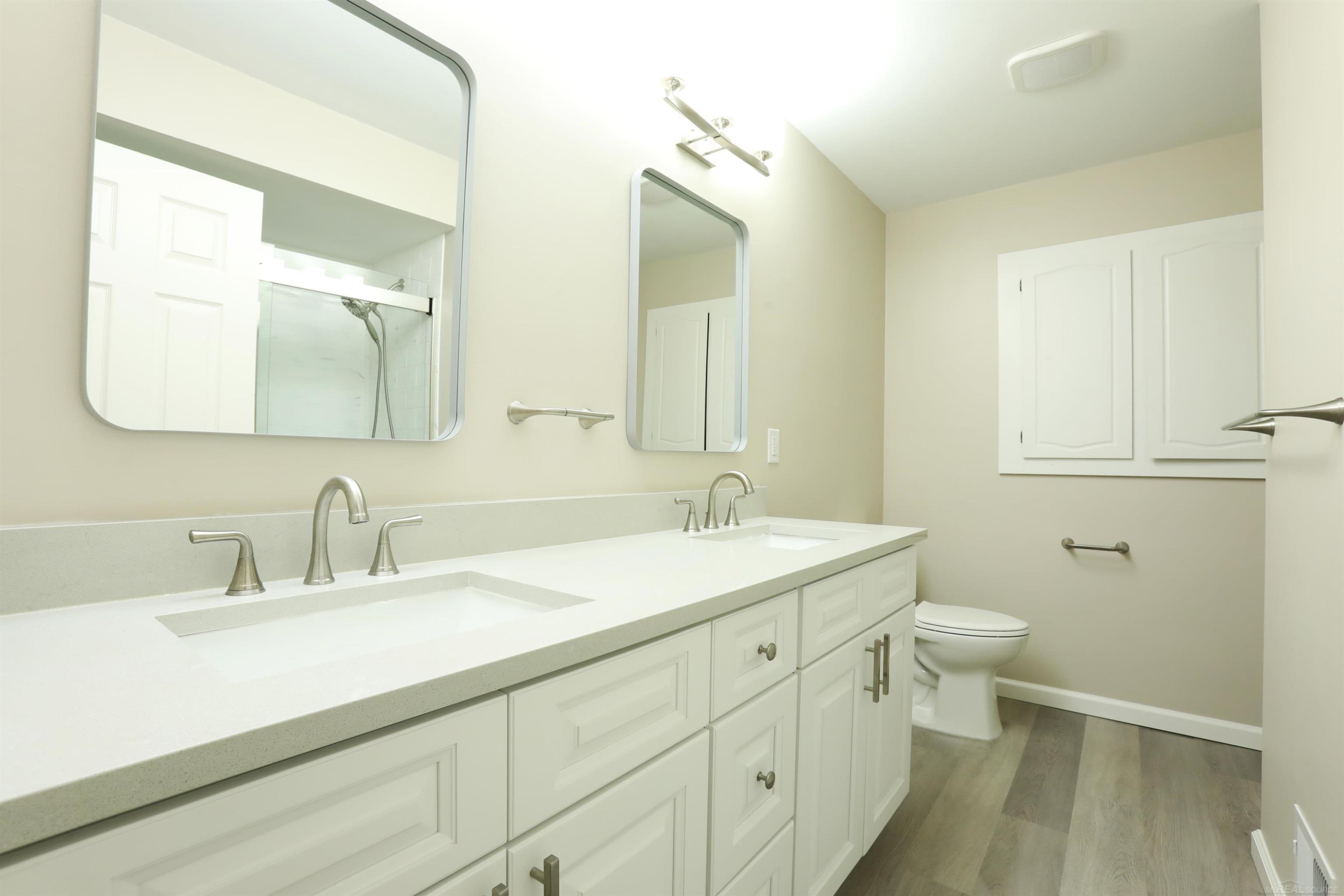 39549 Chantilly Drive, Sterling Heights, MI 48313 — Photo 20