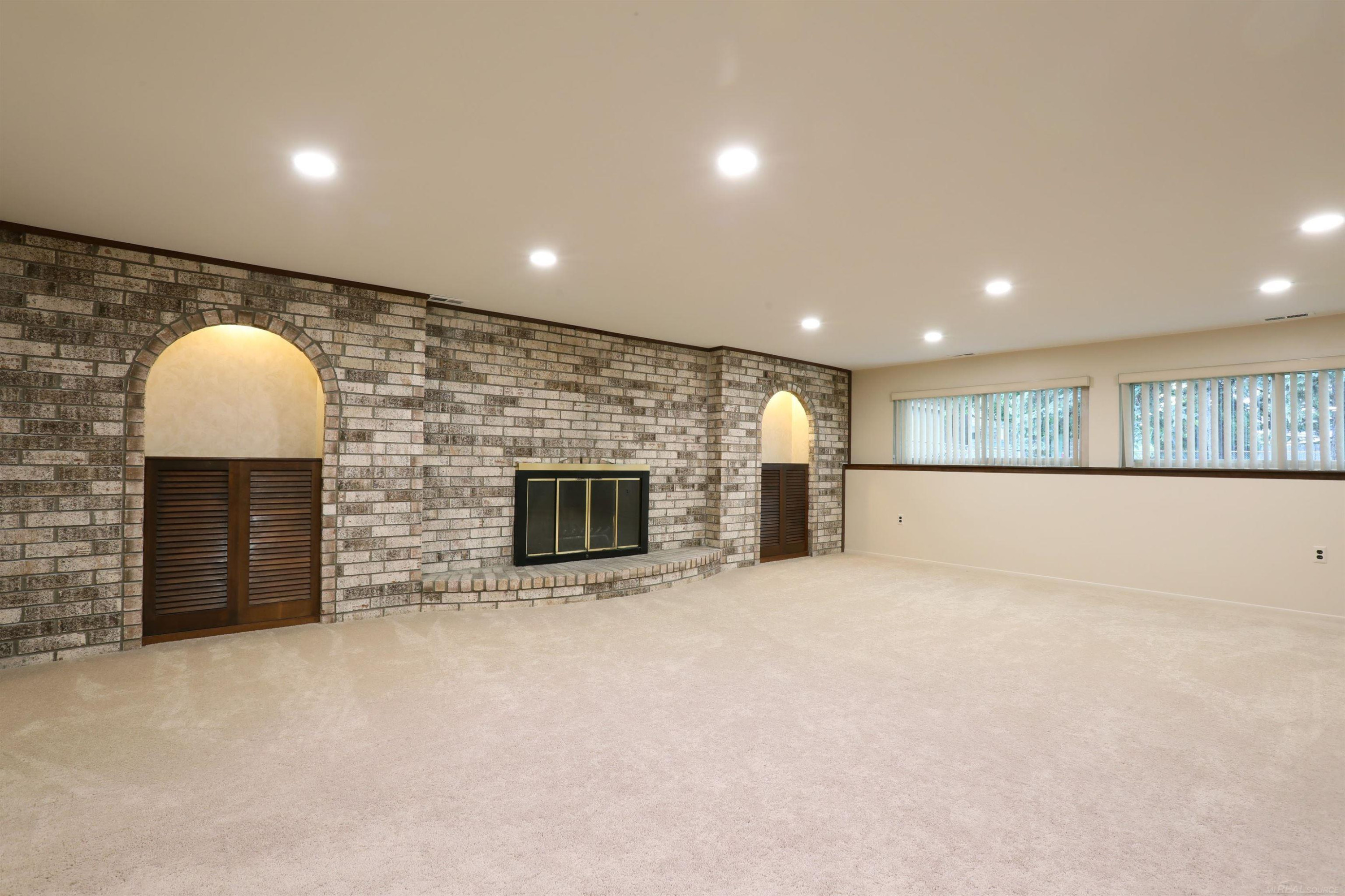 39549 Chantilly Drive, Sterling Heights, MI 48313 — Photo 21