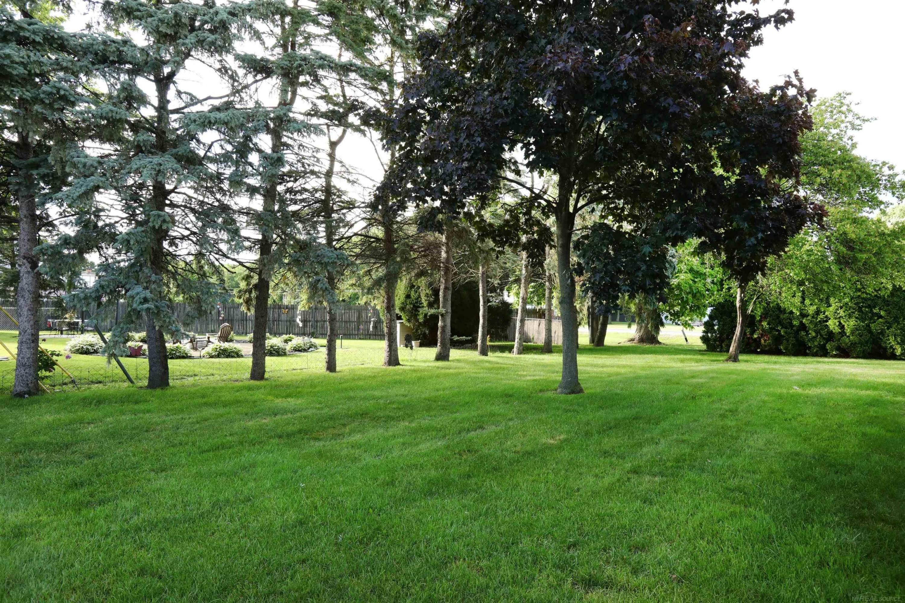 39549 Chantilly Drive, Sterling Heights, MI 48313 — Photo 45