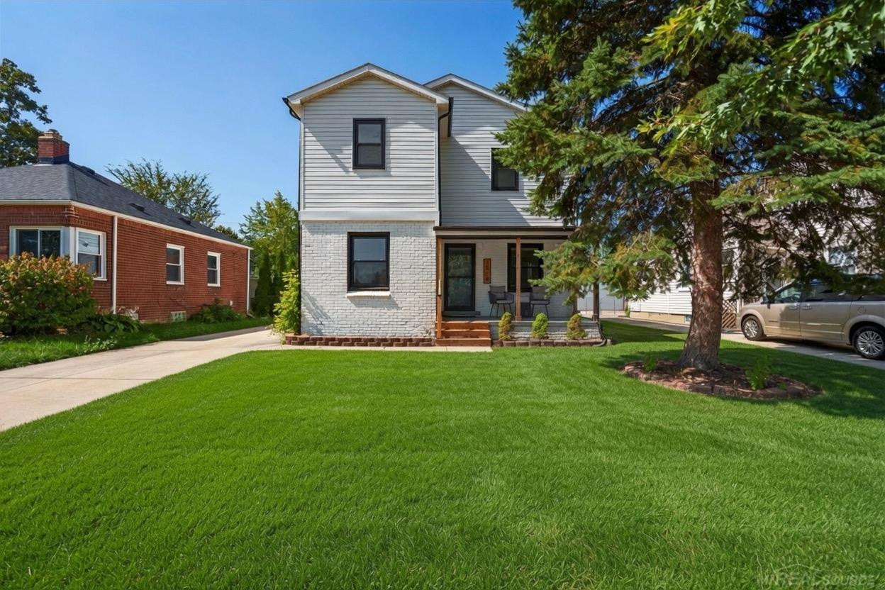 2519 Phillips Avenue, Berkley, MI 48072 — Photo 2