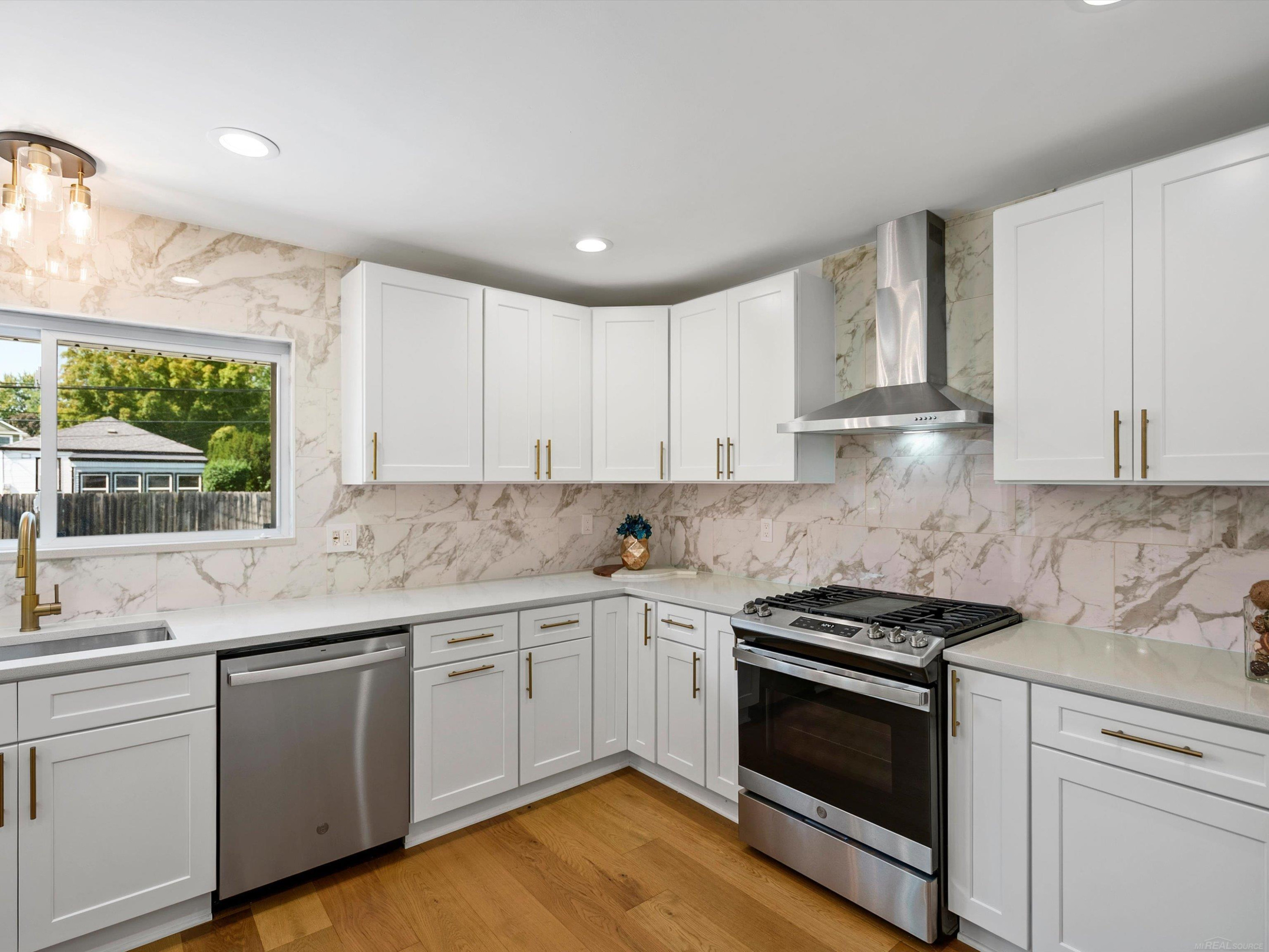 2519 Phillips Avenue, Berkley, MI 48072 — Photo 13