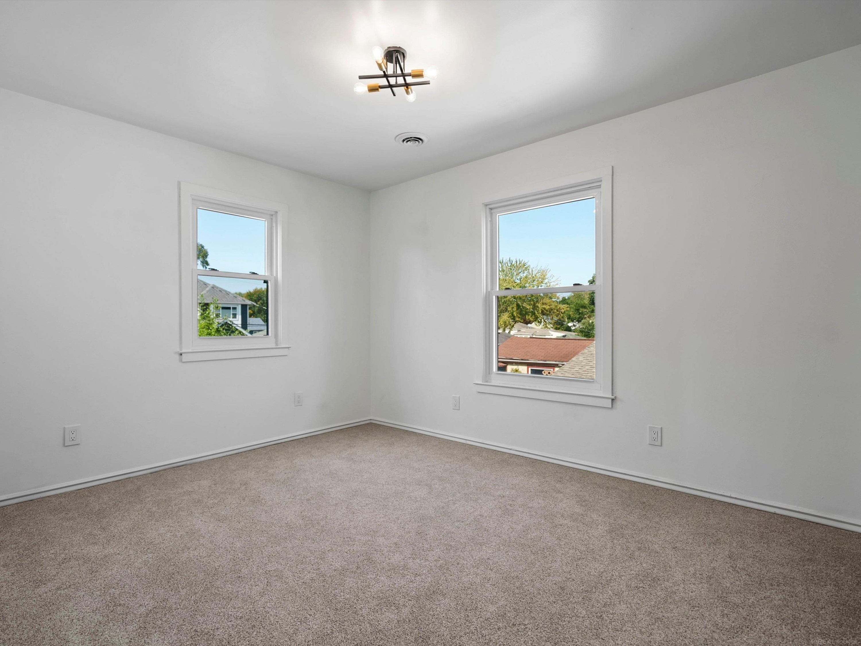 2519 Phillips Avenue, Berkley, MI 48072 — Photo 18