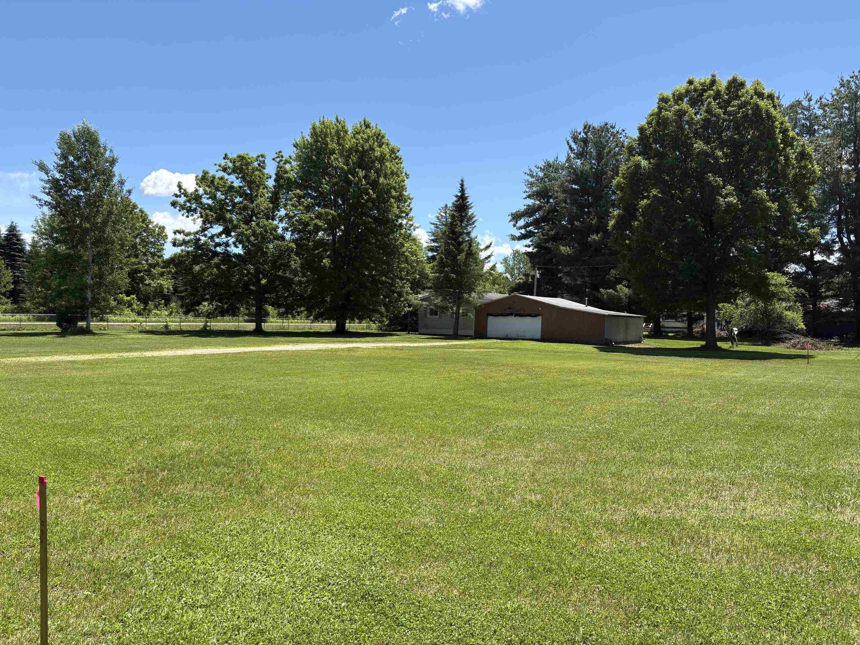 4727 Brown Road, Vassar, MI 48768 — Photo 3