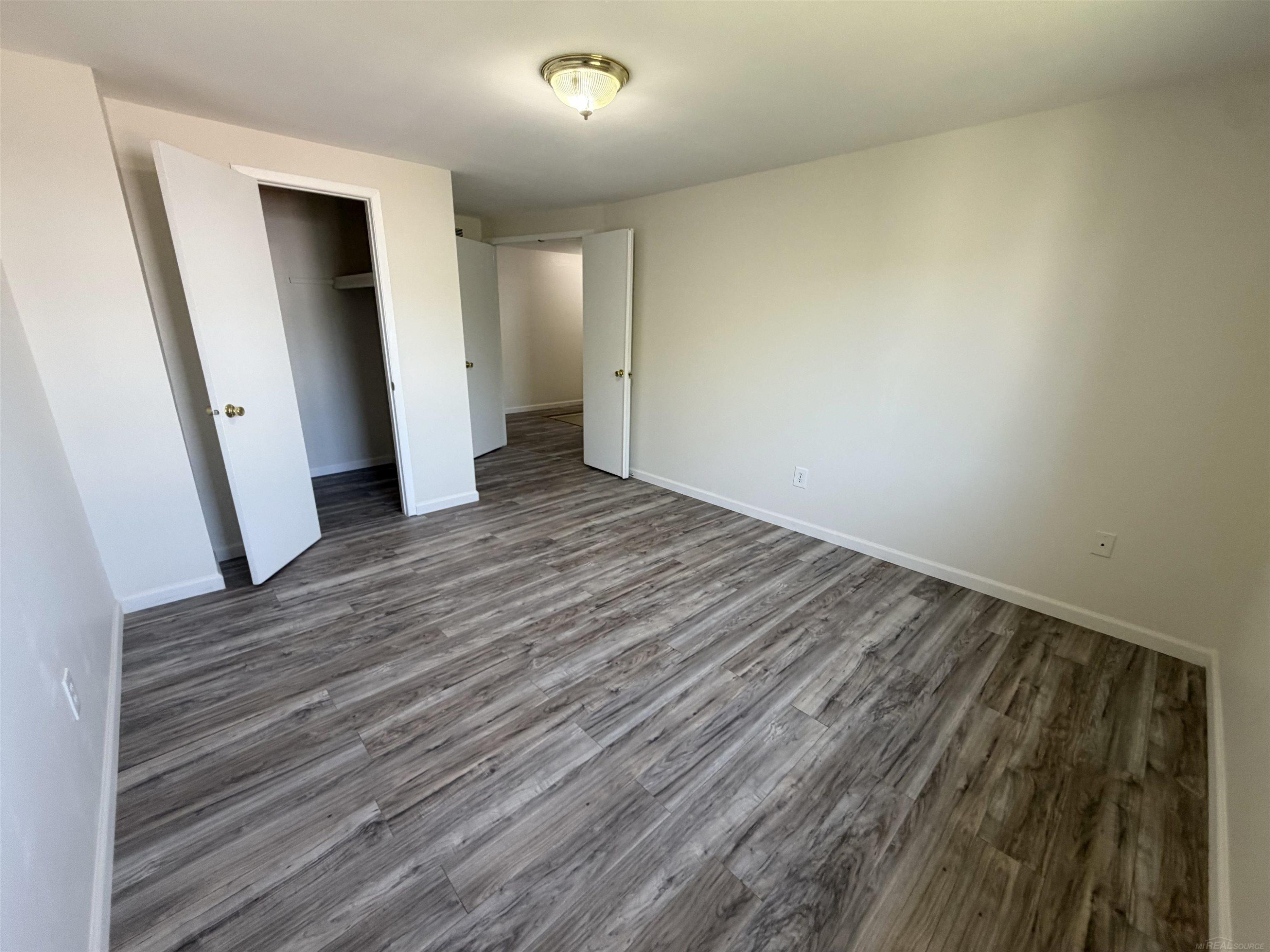2208 ORCHARD Crest Street, Shelby Twp, MI 48317 — Photo 16
