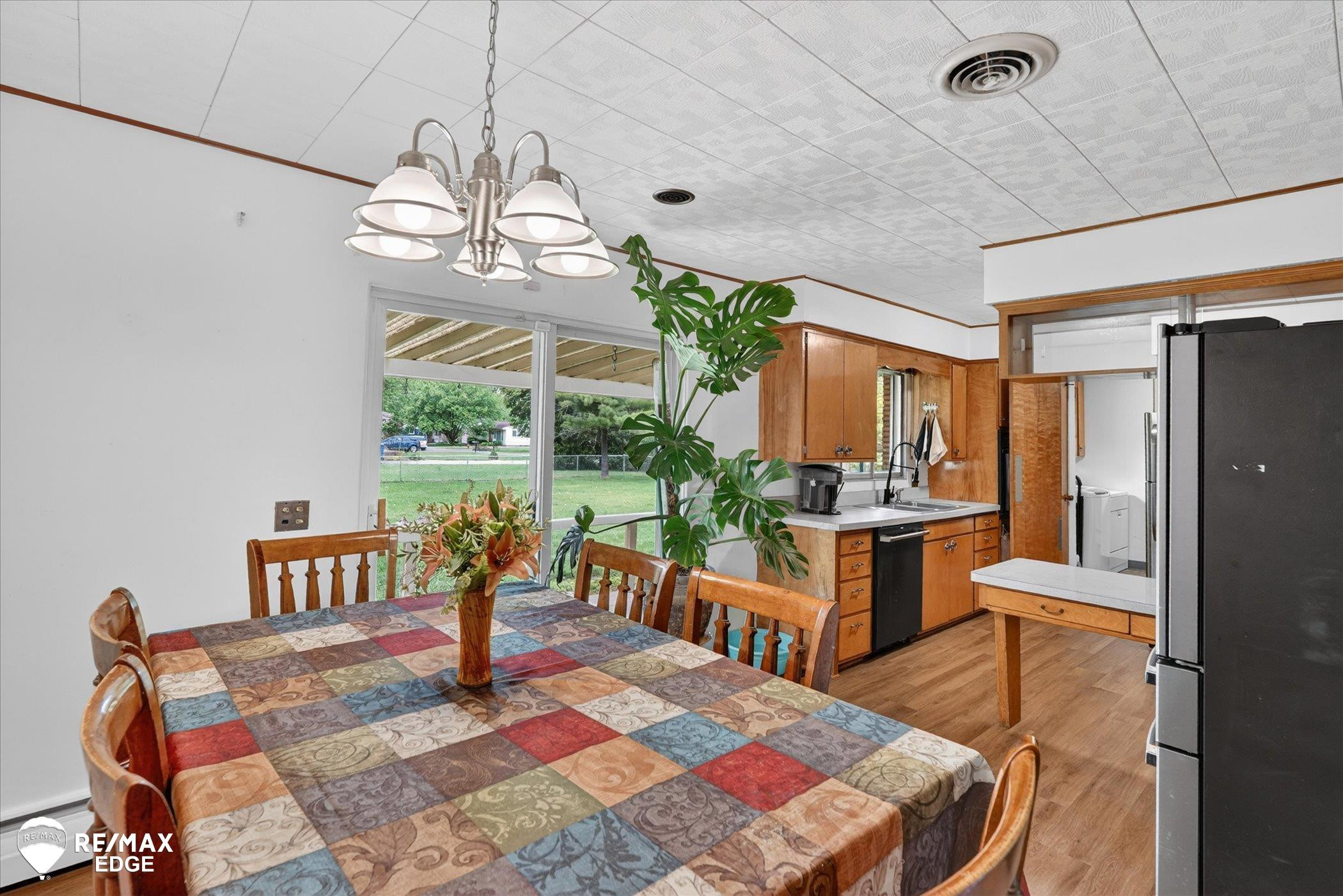 2809 S Outer Drive, Saginaw, MI 48601 — Photo 11
