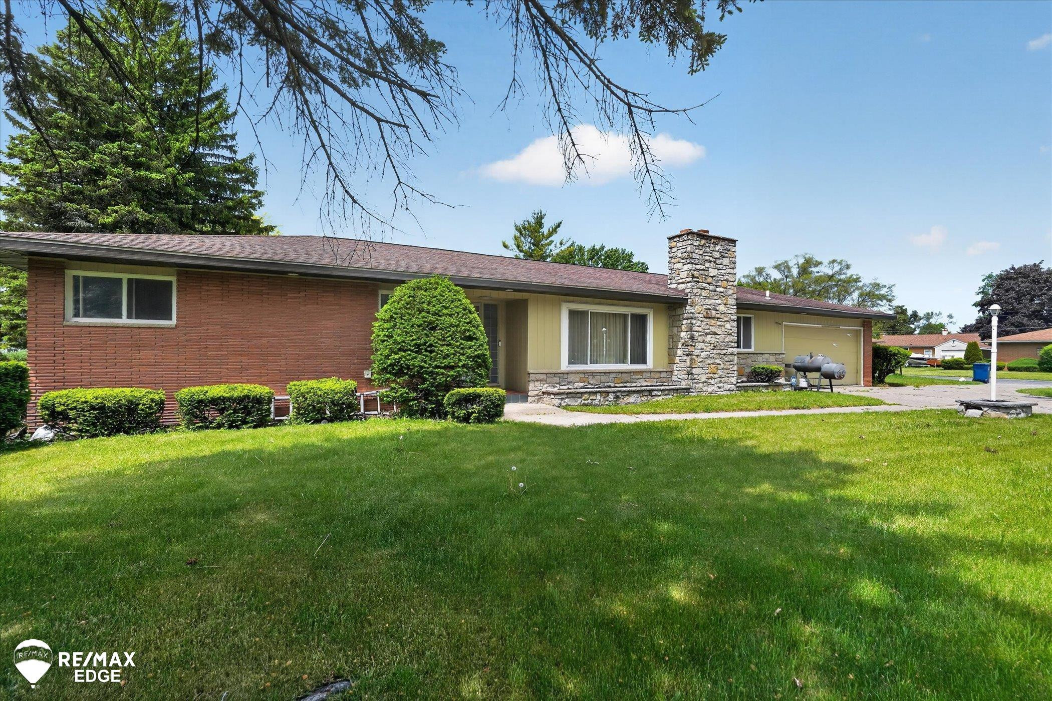 2809 S Outer Drive, Saginaw, MI 48601 — Photo 52