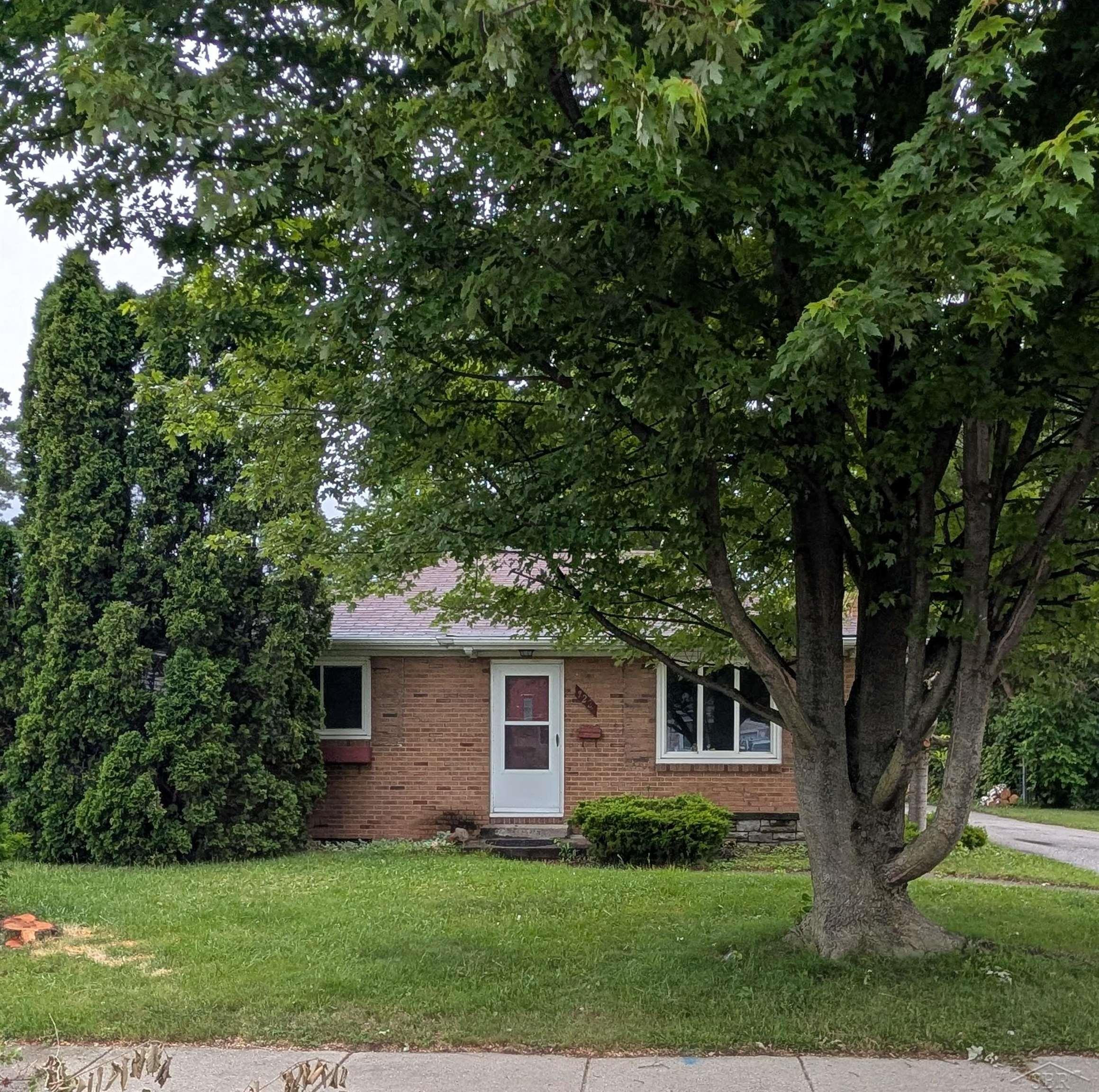 722 Homedale Street, Saginaw, MI 48604 — Photo 2