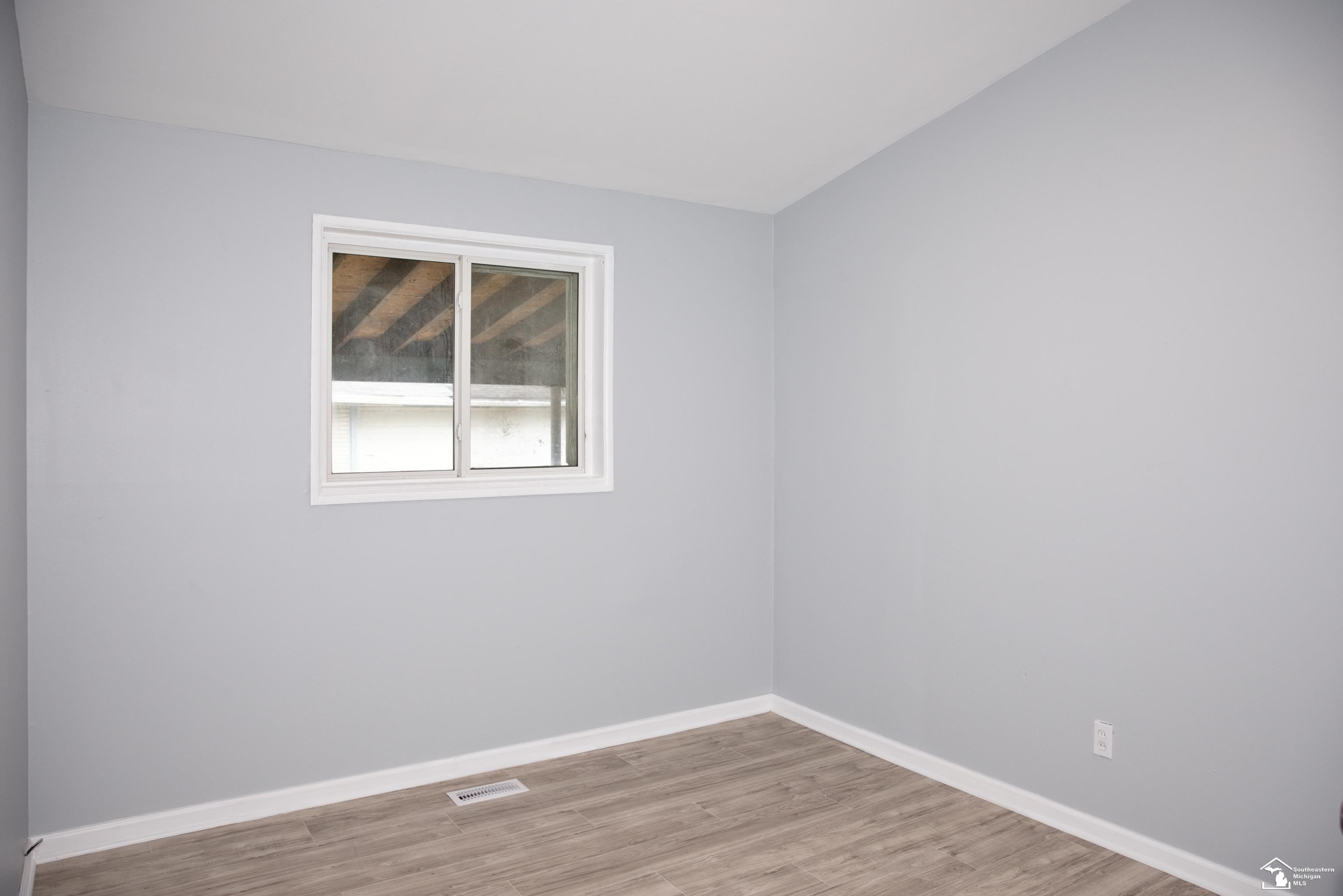 19278 Berg Road, Detroit, MI 48219 — Photo 10