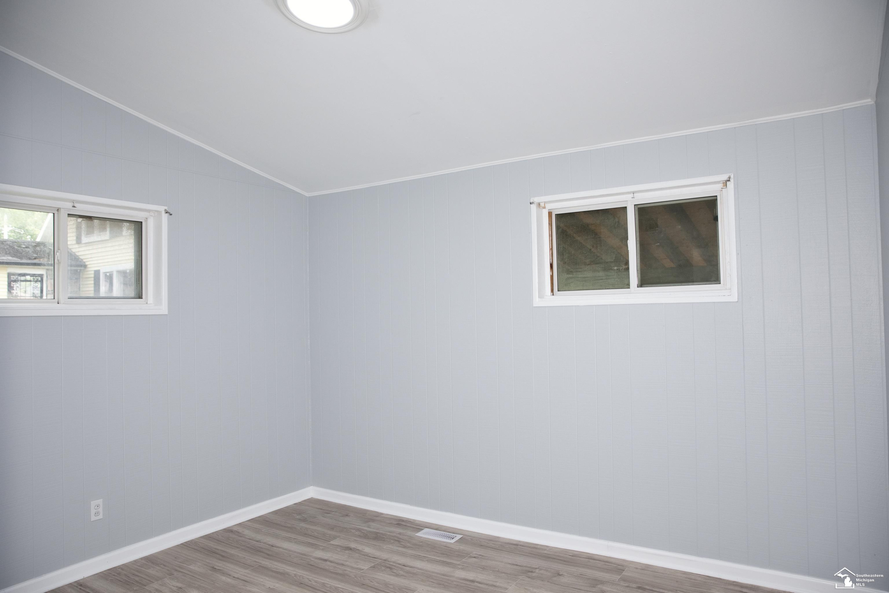 19278 Berg Road, Detroit, MI 48219 — Photo 12