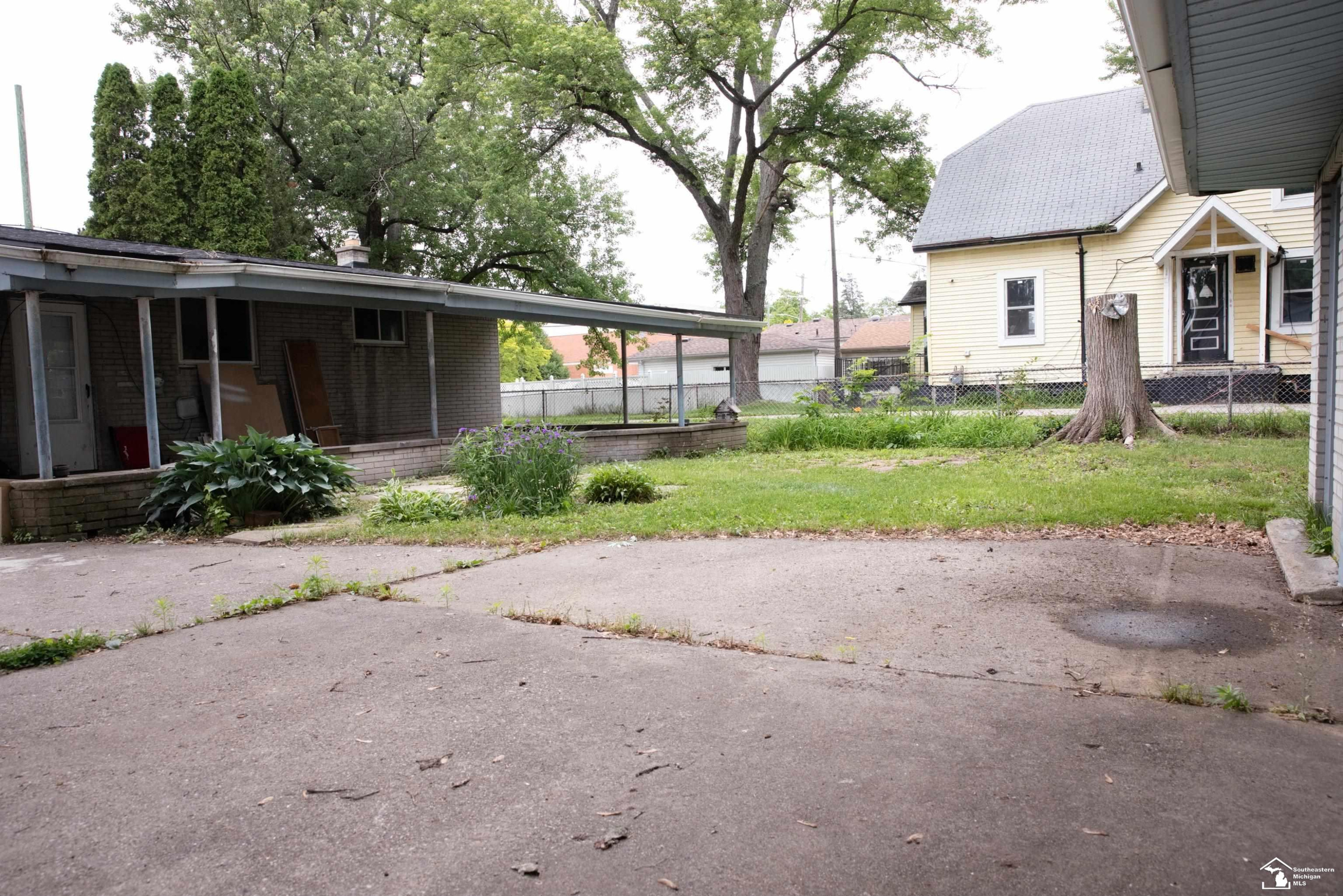 19278 Berg Road, Detroit, MI 48219 — Photo 31