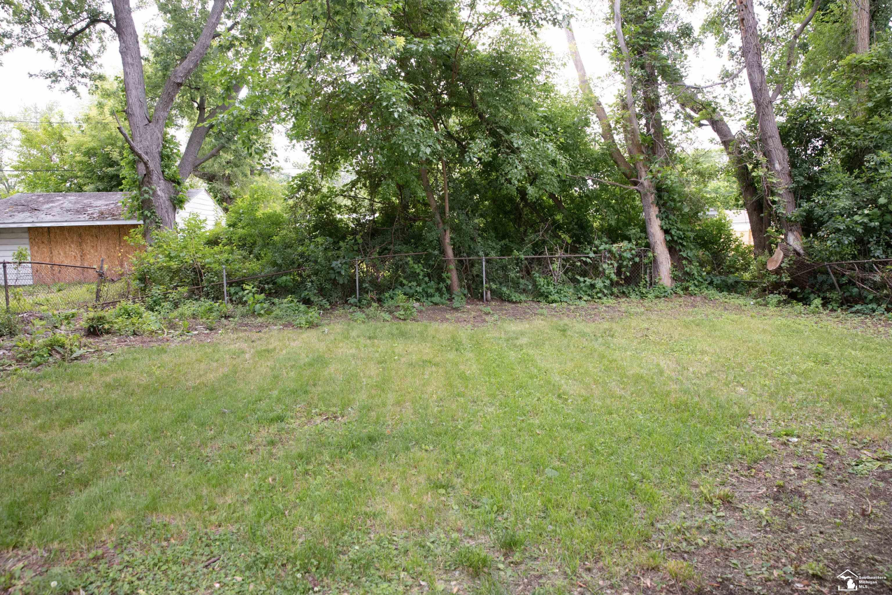 19278 Berg Road, Detroit, MI 48219 — Photo 32