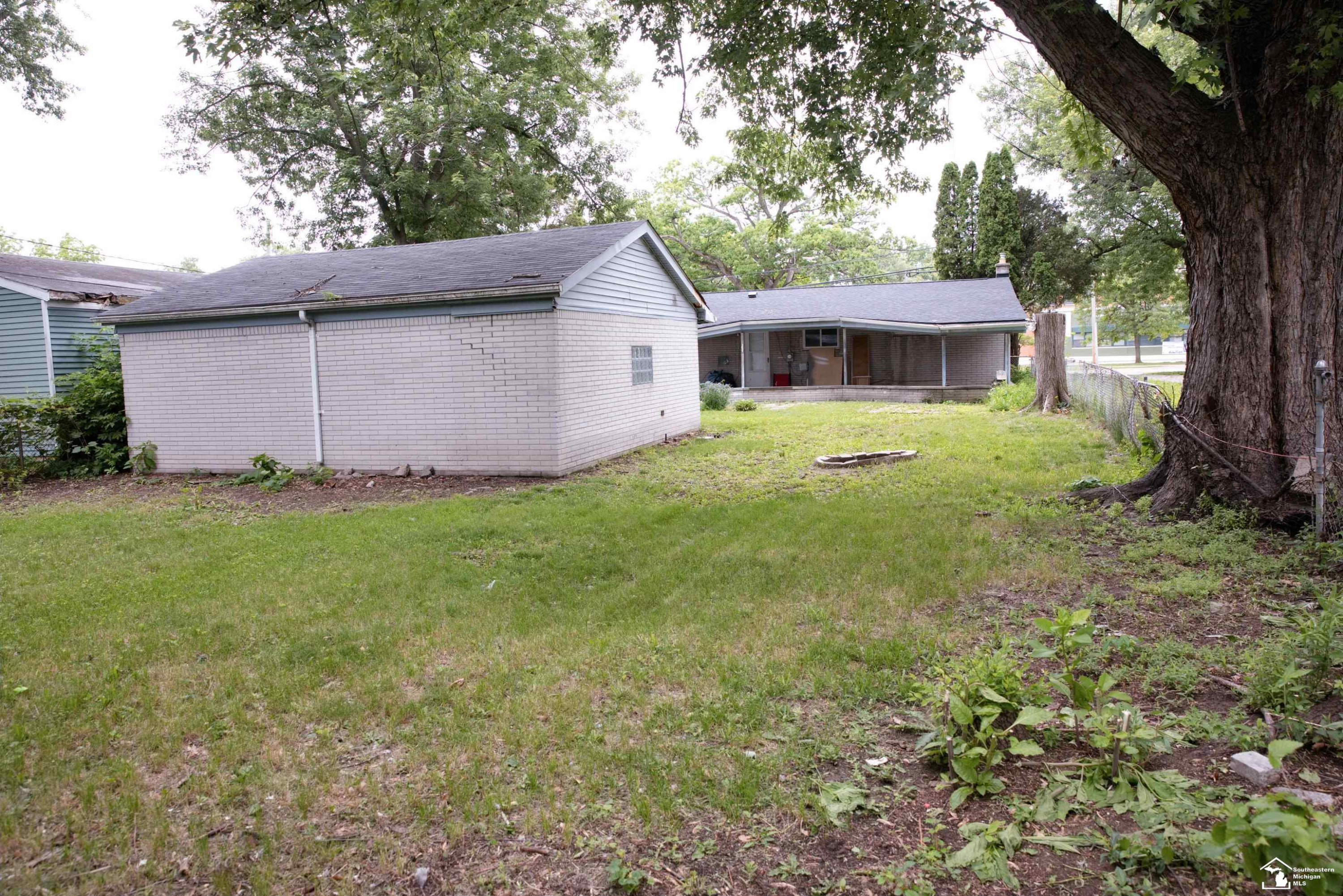 19278 Berg Road, Detroit, MI 48219 — Photo 34