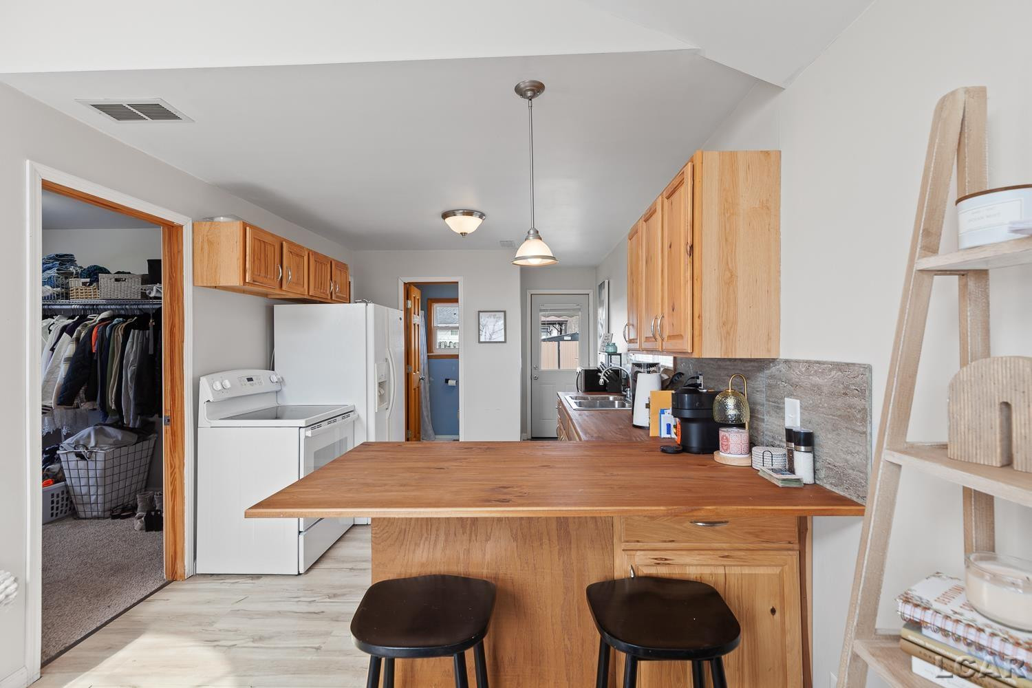 502 Wilbur Avenue, Brooklyn, MI 49230 — Photo 13