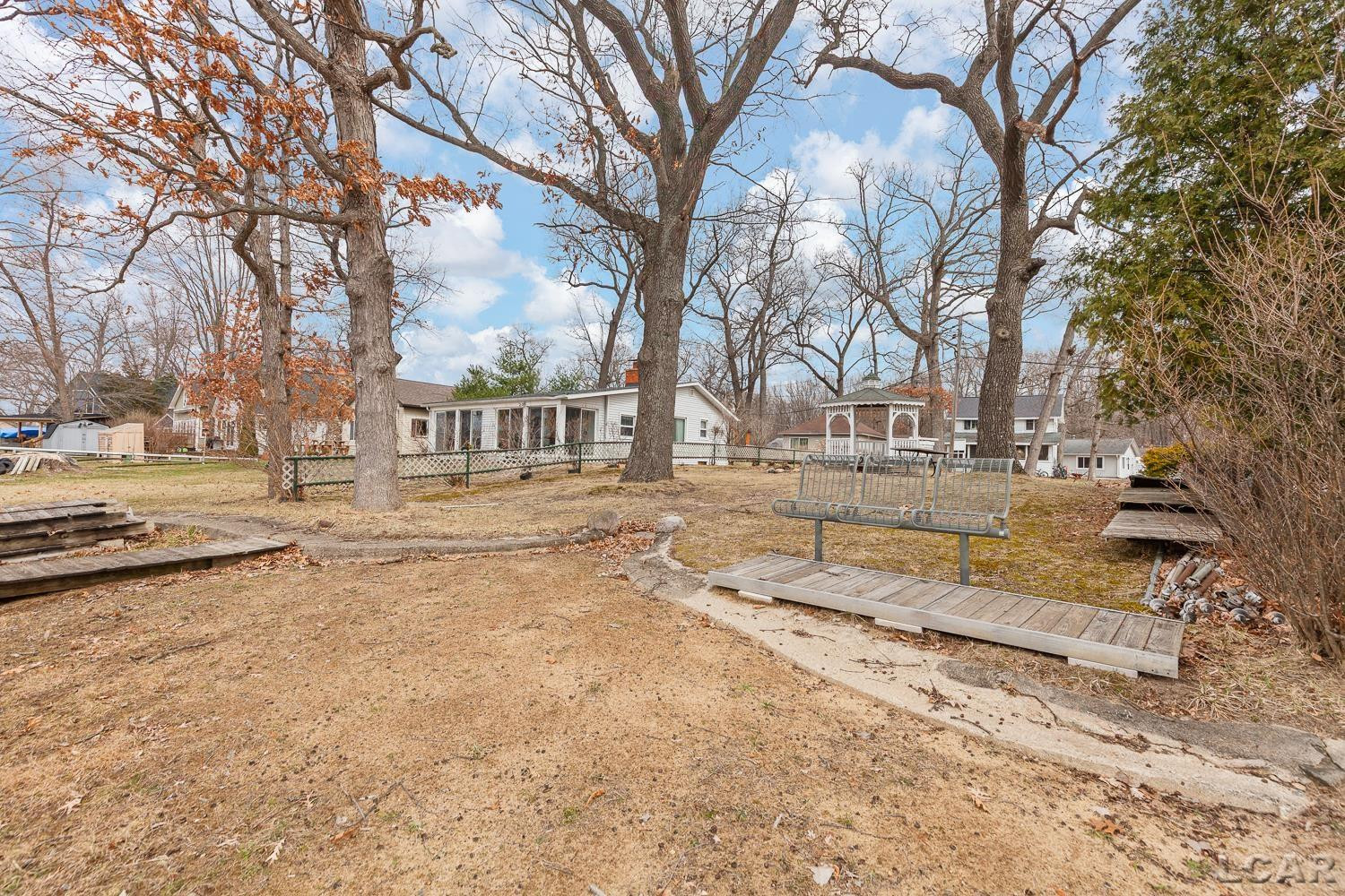 502 Wilbur Avenue, Brooklyn, MI 49230 — Photo 33