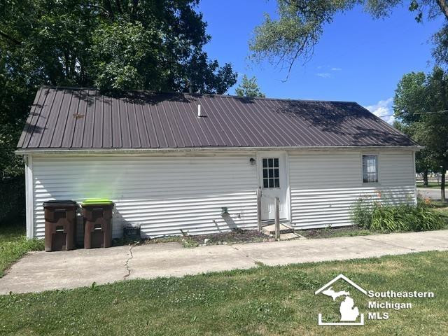 978 Division Street, Adrian, MI 49221 — Photo 4
