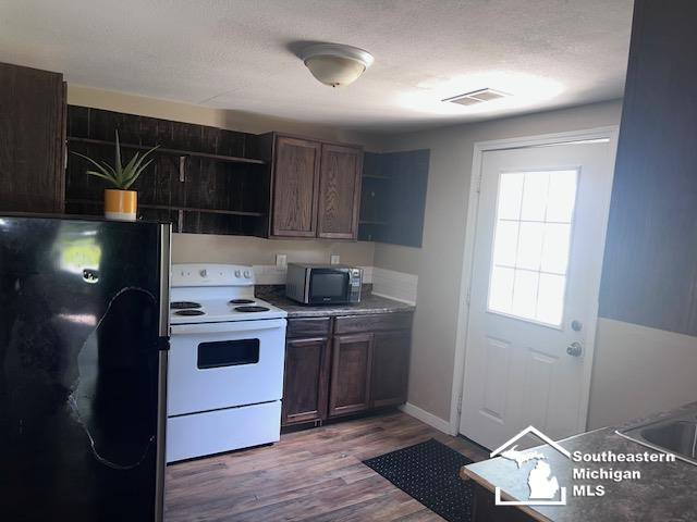 978 Division Street, Adrian, MI 49221 — Photo 16