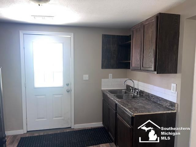 978 Division Street, Adrian, MI 49221 — Photo 17
