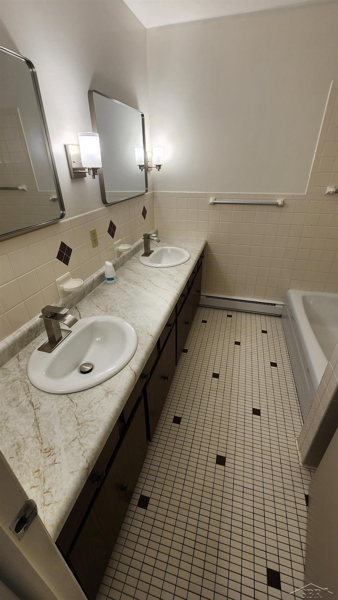 240 W Tuscola UNIT 15 Street, 15, Frankenmuth, MI 48734 — Photo 7