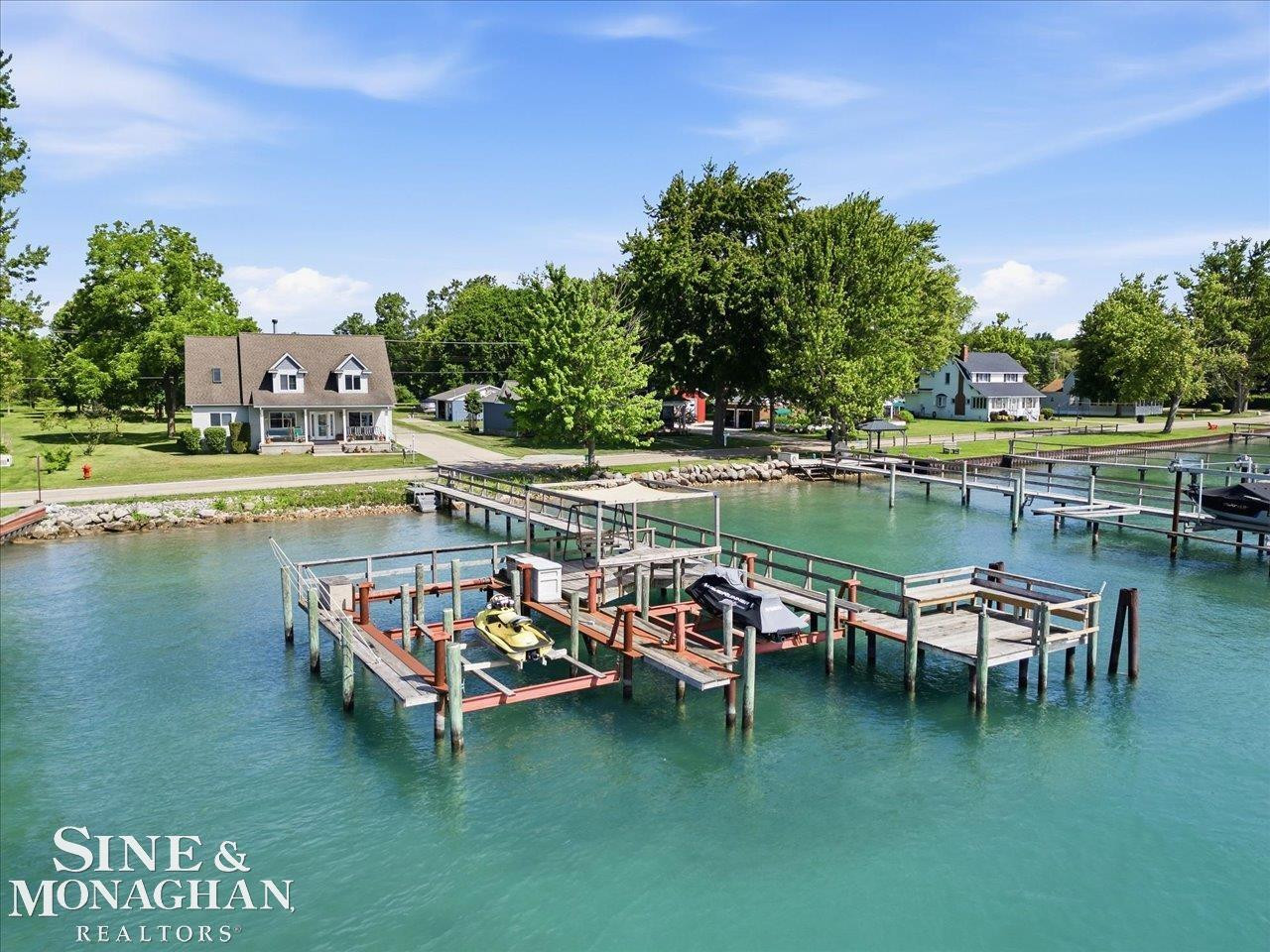 2300 S Channel Drive, MI 48028 — Photo 2