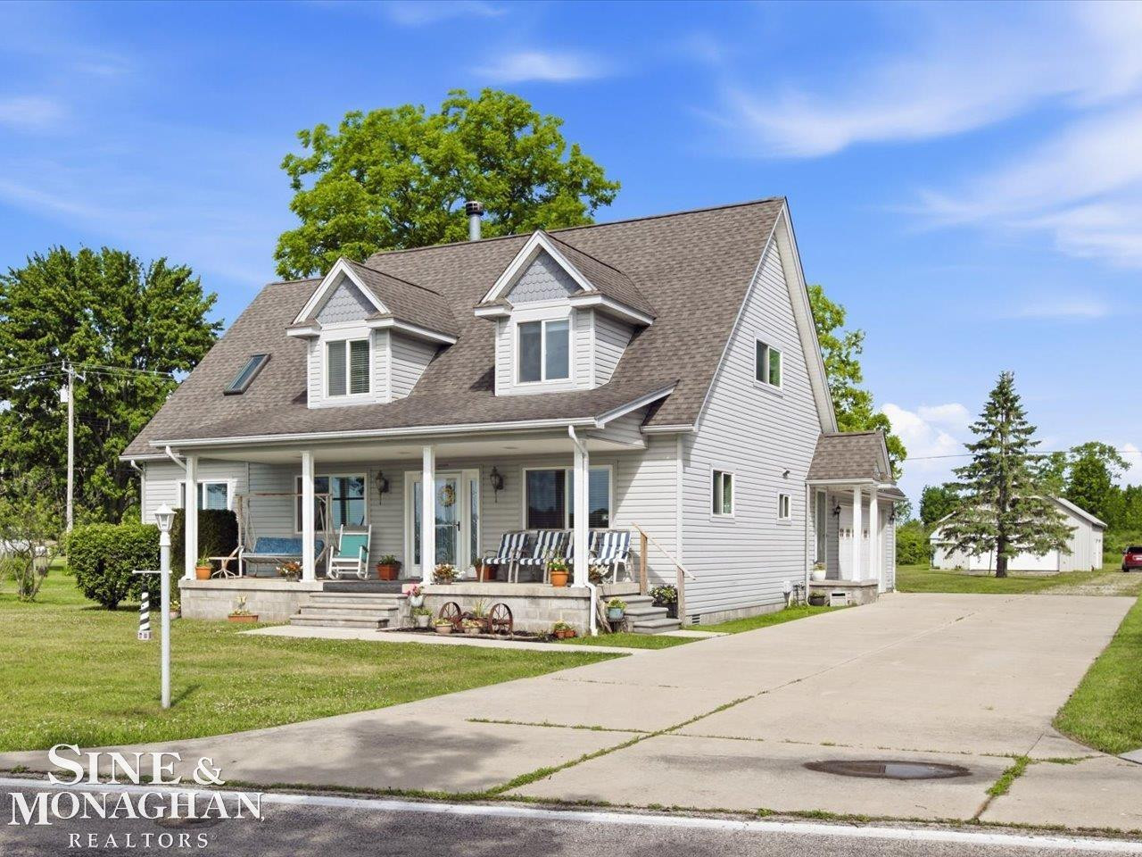 2300 S Channel Drive, MI 48028 — Photo 5