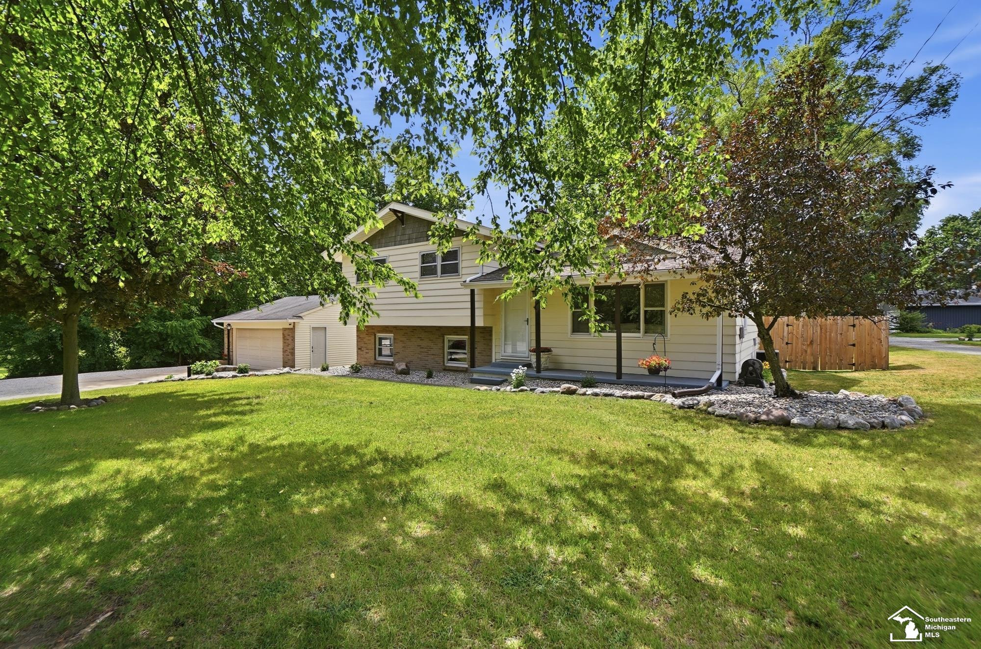 4021 Section Road, Lambertville, MI 48144 — Photo 11