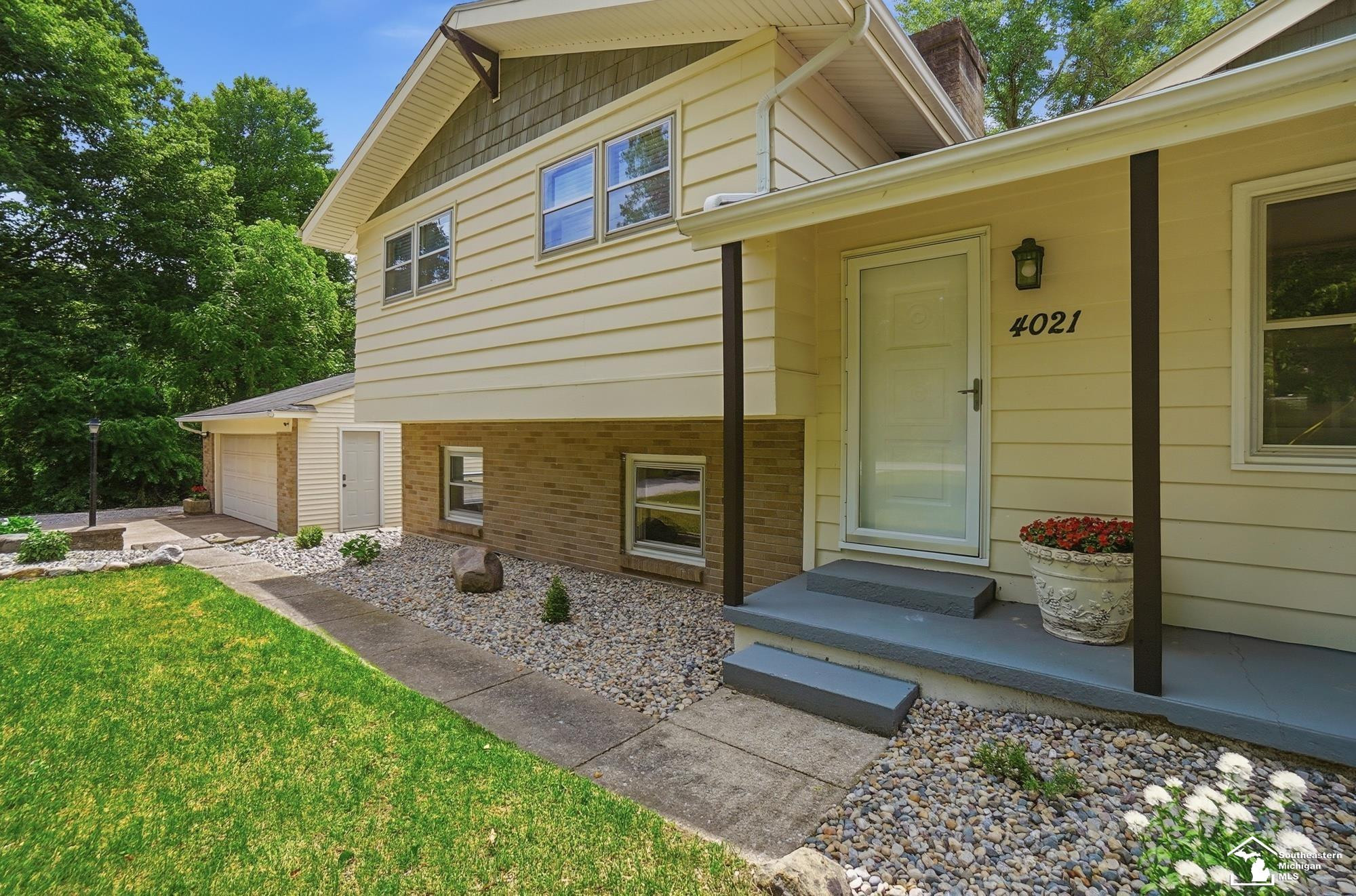 4021 Section Road, Lambertville, MI 48144 — Photo 13